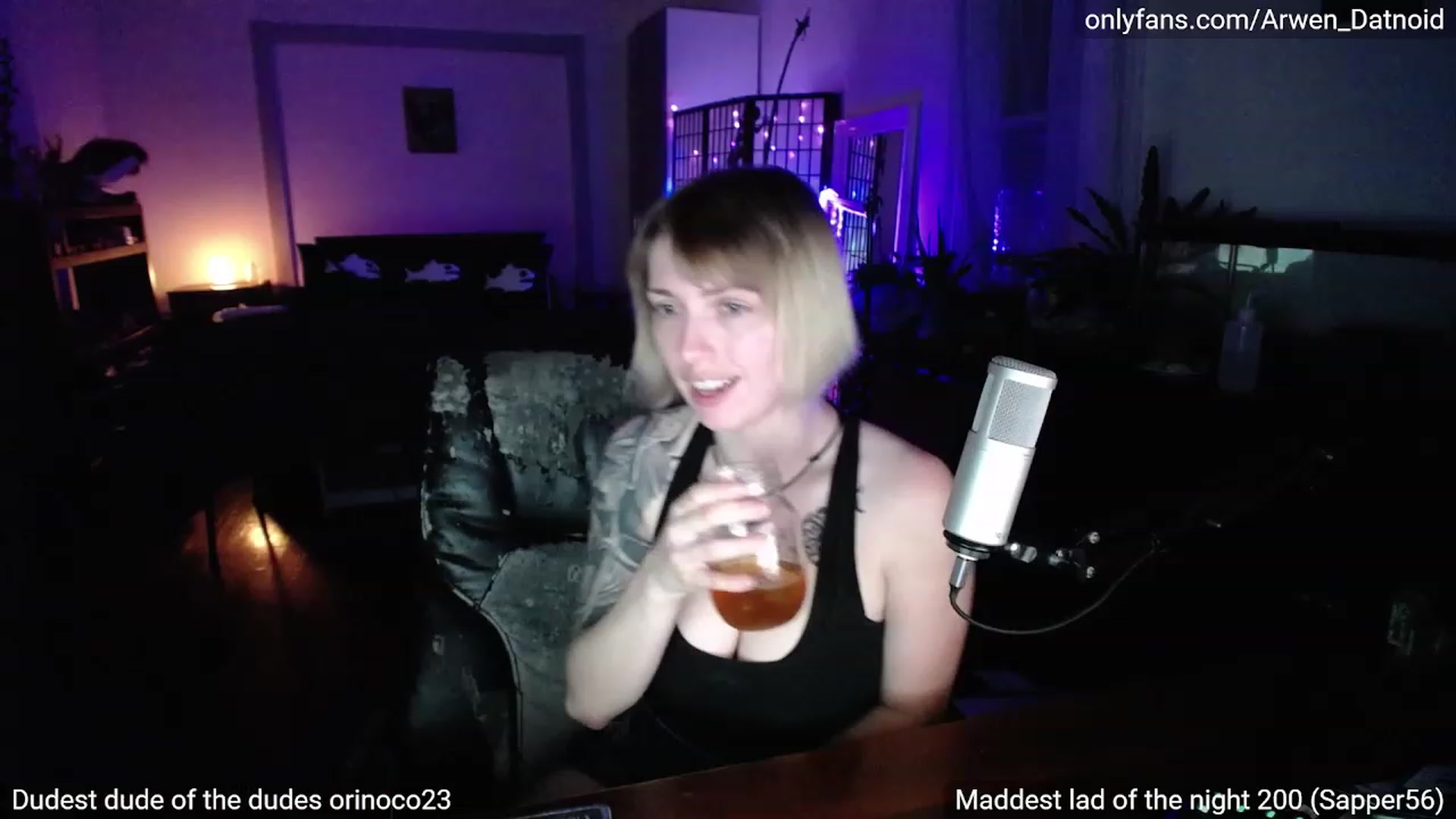 Gallery image thumbnail from Arwen_Datnoid's myfreecams stream on, 06/23/2023, 03:13 image 11 of 20