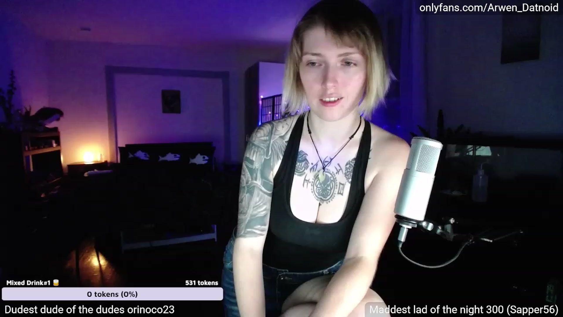 Gallery image thumbnail from Arwen_Datnoid's myfreecams stream on, 06/23/2023, 03:57 image 10 of 20