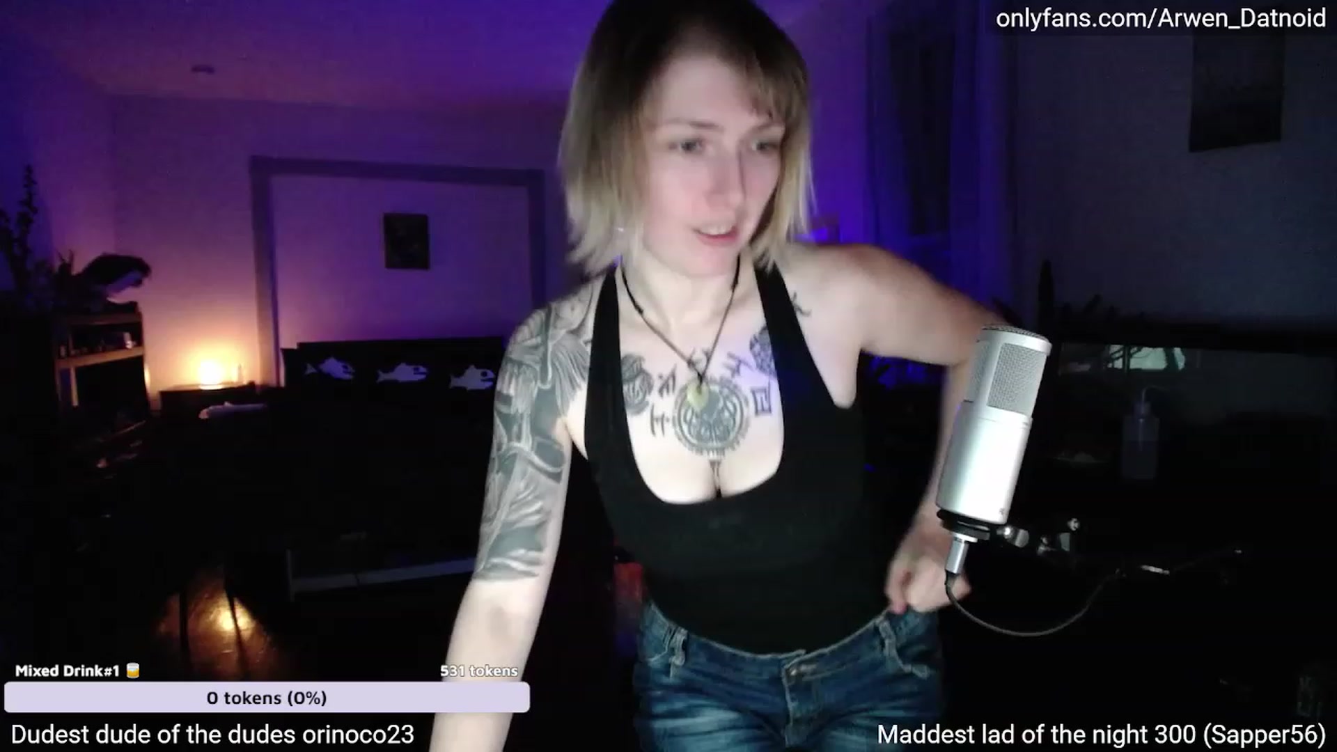 Gallery image thumbnail from Arwen_Datnoid's myfreecams stream on, 06/23/2023, 03:57 image 15 of 20