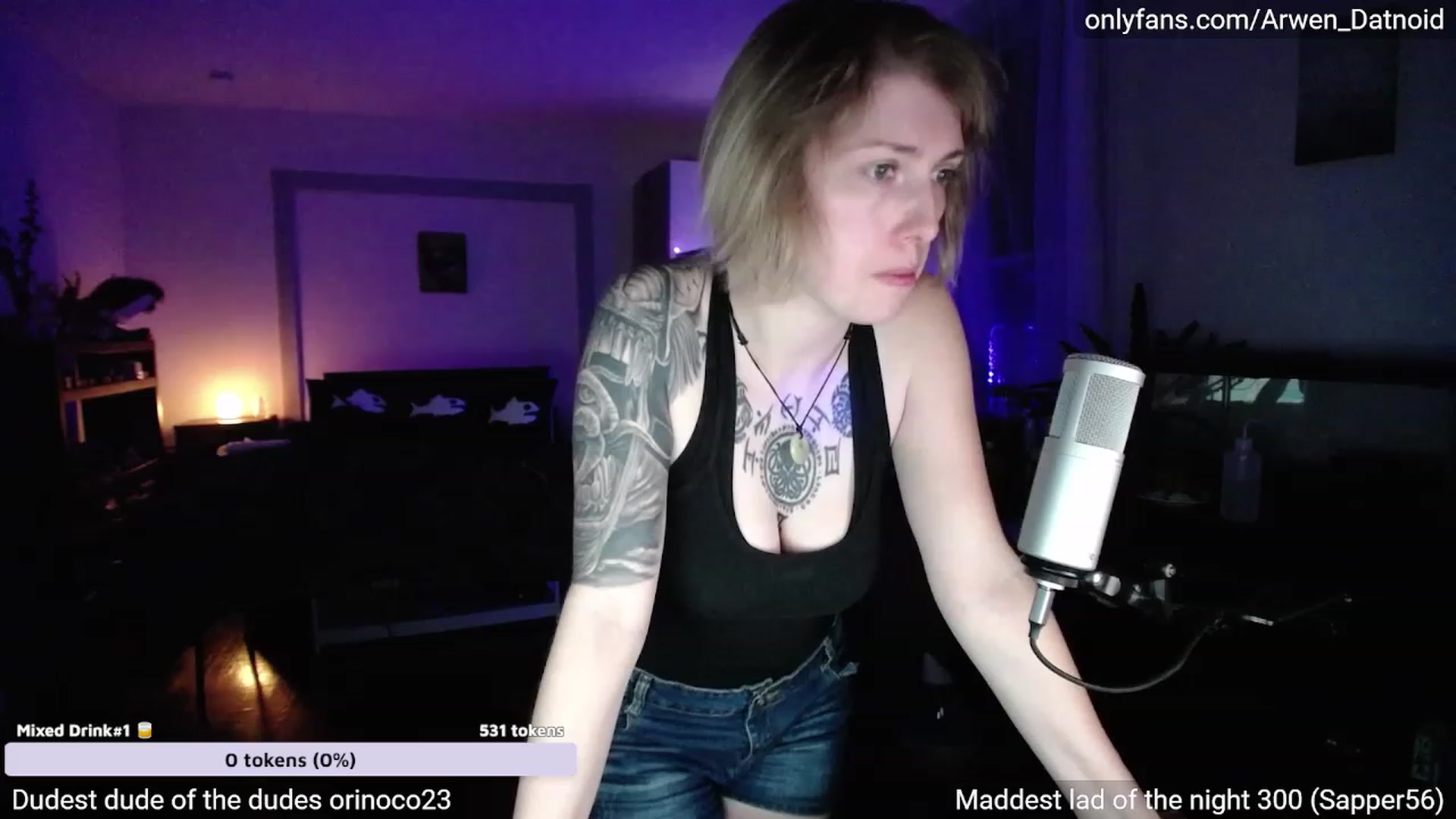Gallery image thumbnail from Arwen_Datnoid's myfreecams stream on, 06/23/2023, 03:57 image 7 of 20