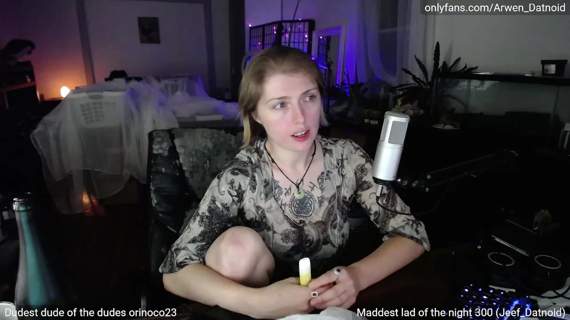 Gallery image thumbnail from Arwen_Datnoid's myfreecams stream on, 06/30/2023, 04:06 image 1 of 20
