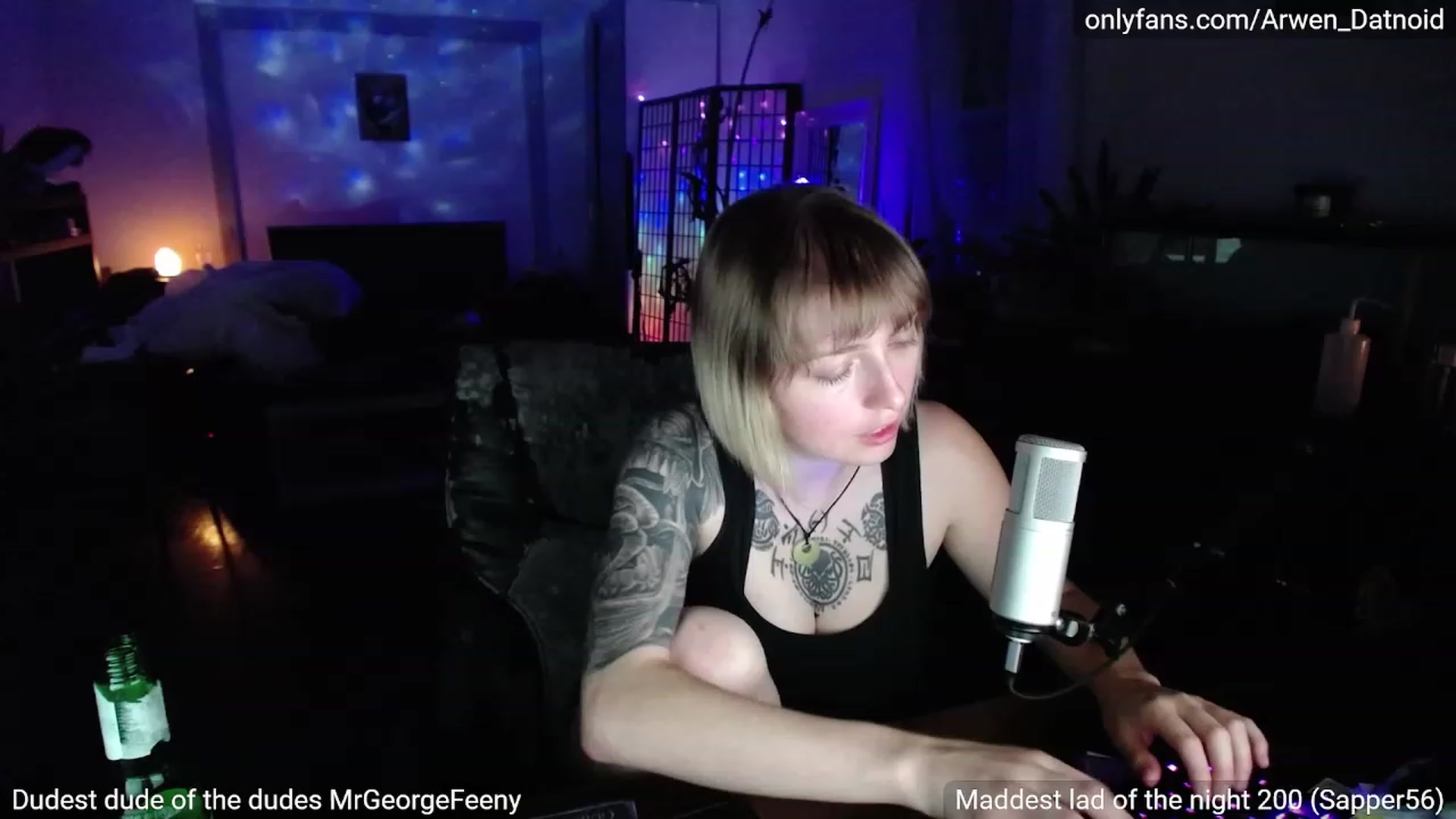 Gallery image thumbnail from Arwen_Datnoid's myfreecams stream on, 07/08/2023, 03:25 image 6 of 20