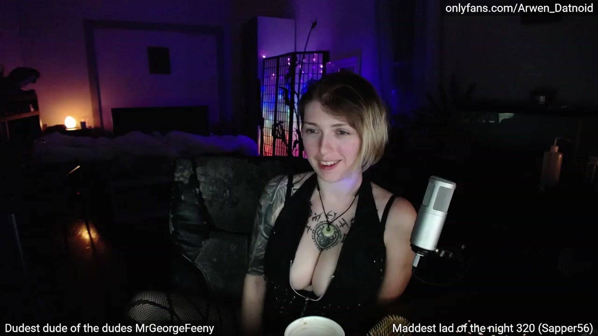 Gallery image thumbnail from Arwen_Datnoid's myfreecams stream on, 07/09/2023, 03:20 image 10 of 20