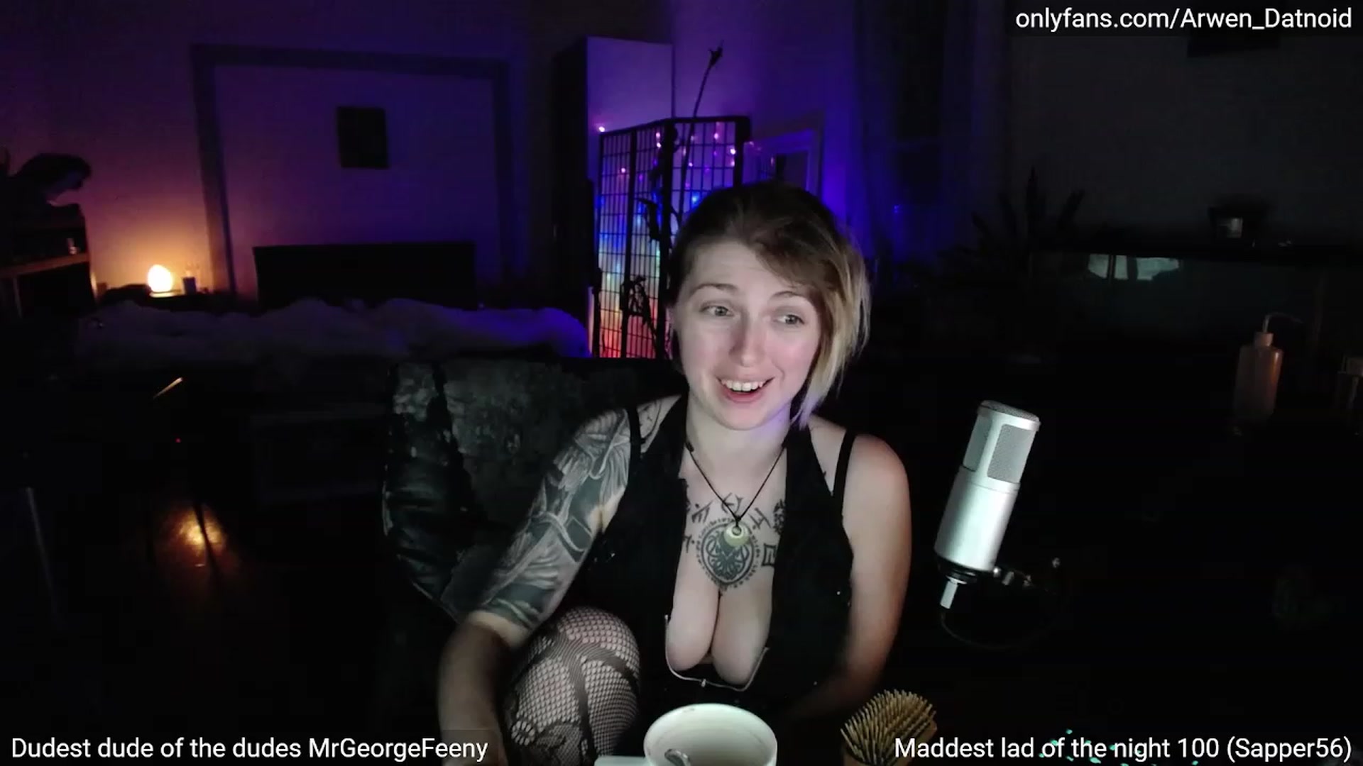 Gallery image thumbnail from Arwen_Datnoid's myfreecams stream on, 07/09/2023, 03:20 image 5 of 20