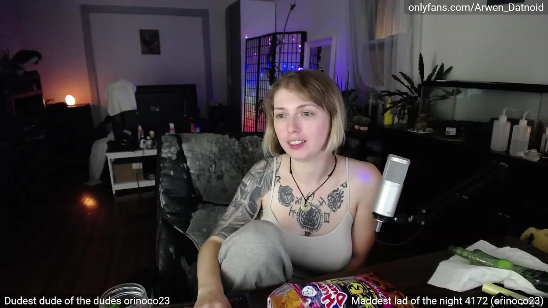Gallery image thumbnail from Arwen_Datnoid's myfreecams stream on, 07/16/2023, 04:54 image 10 of 20