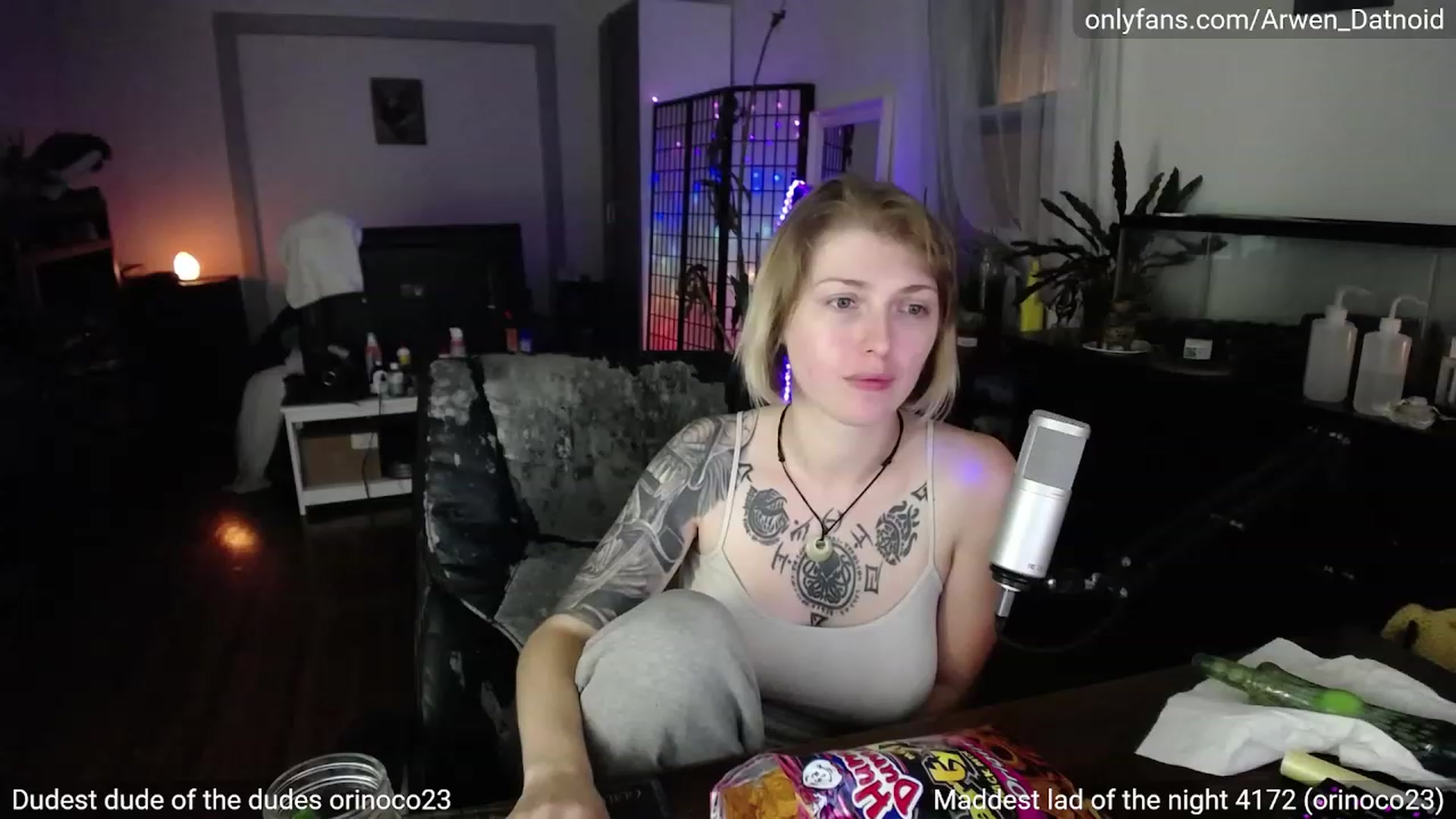 Gallery image thumbnail from Arwen_Datnoid's myfreecams stream on, 07/16/2023, 04:54 image 9 of 20
