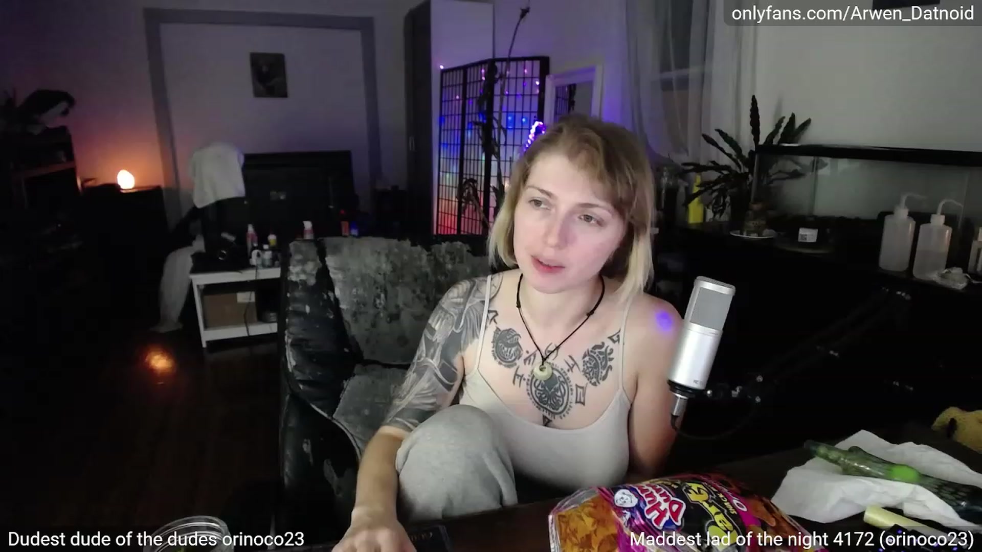 Gallery image thumbnail from Arwen_Datnoid's myfreecams stream on, 07/16/2023, 04:54 image 15 of 20