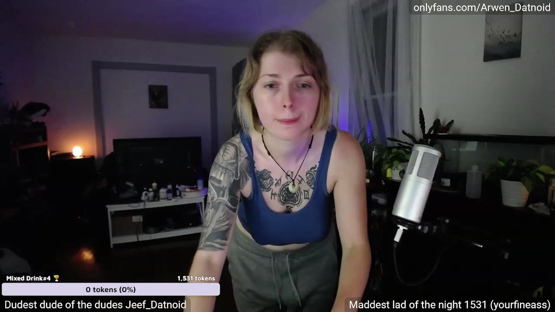 Gallery image thumbnail from Arwen_Datnoid's myfreecams stream on, 07/21/2023, 05:55 image 16 of 20