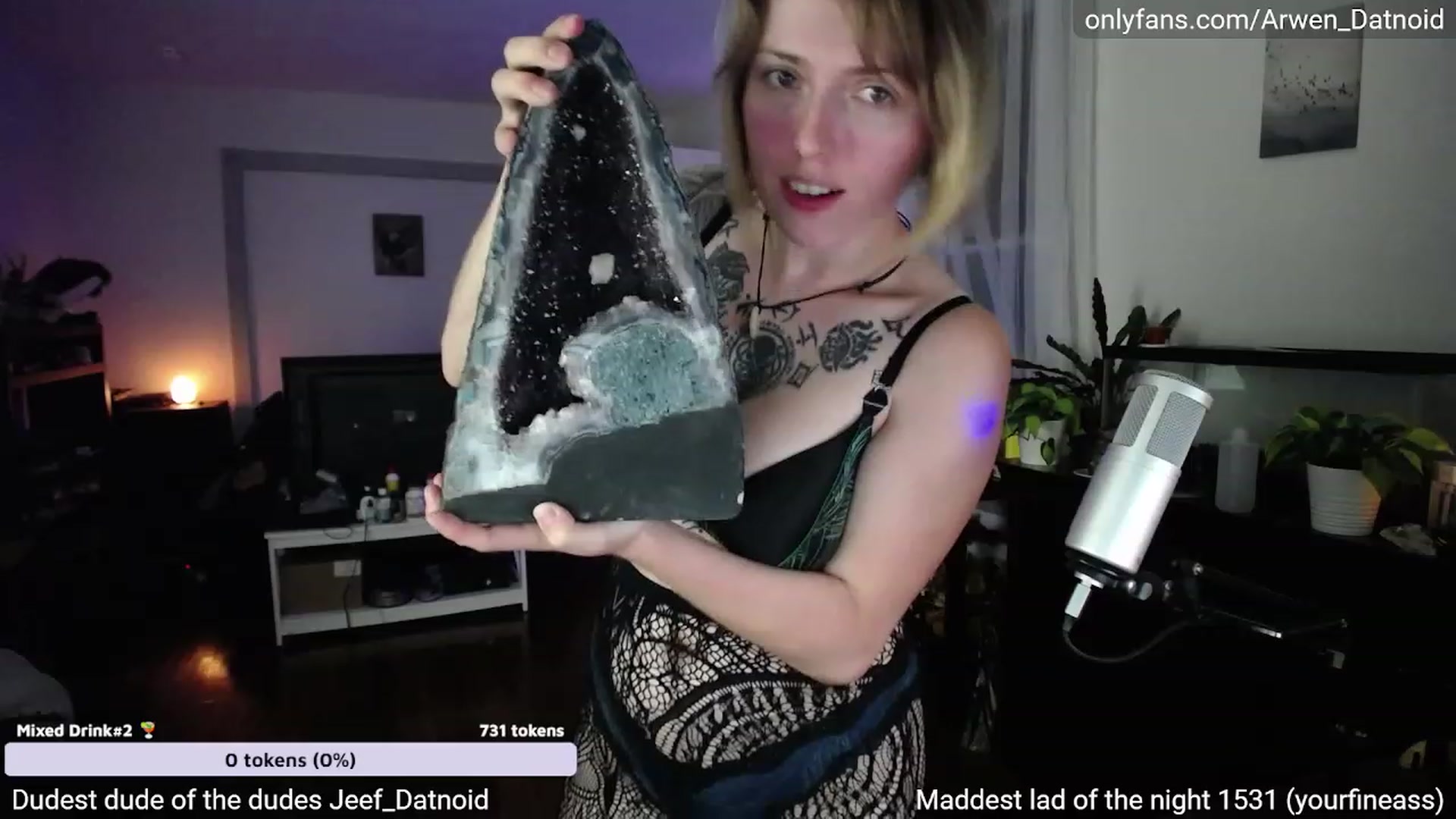 Gallery image thumbnail from Arwen_Datnoid's myfreecams stream on, 07/21/2023, 05:55 image 3 of 20