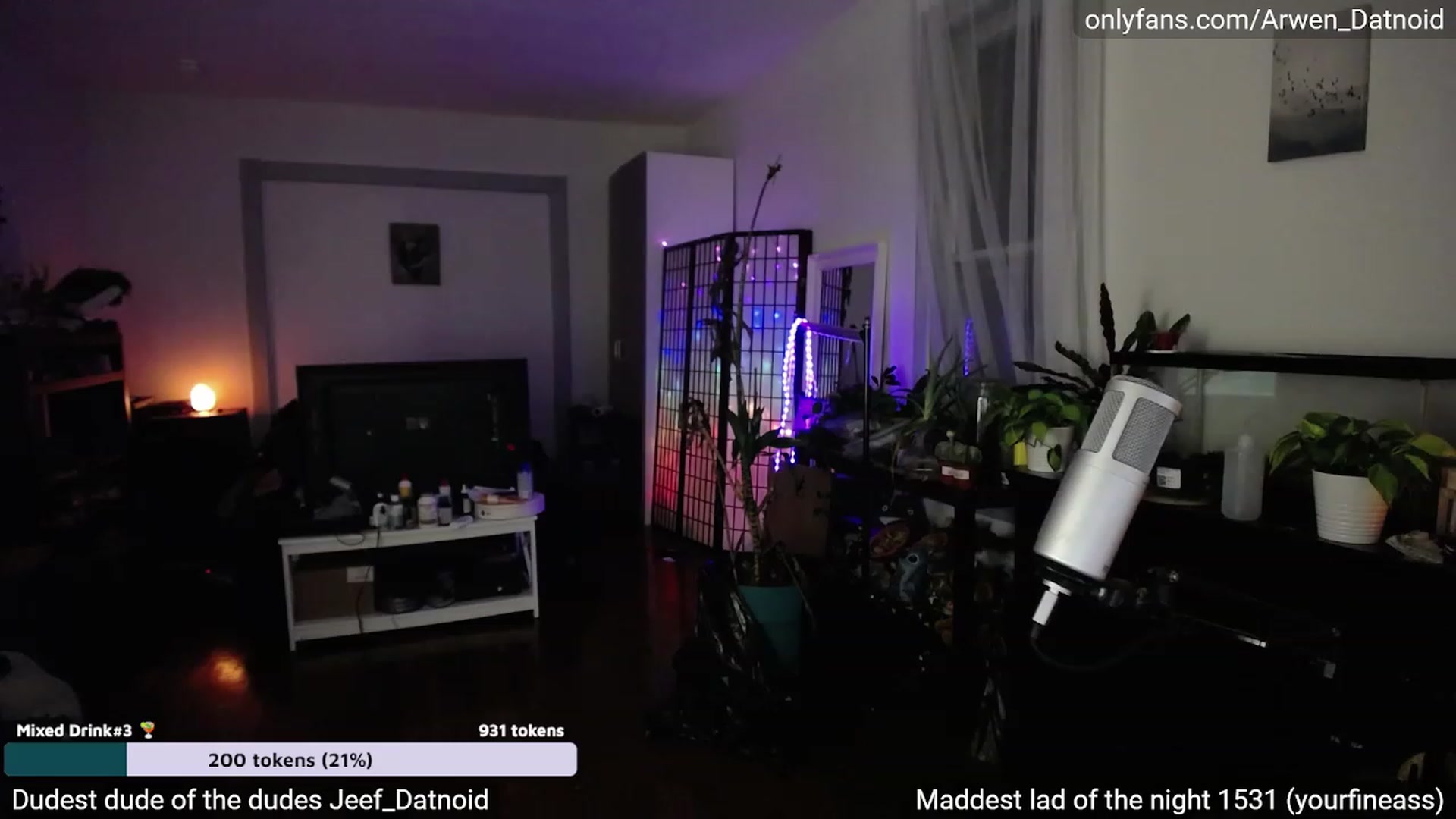 Gallery image thumbnail from Arwen_Datnoid's myfreecams stream on, 07/21/2023, 05:55 image 14 of 20