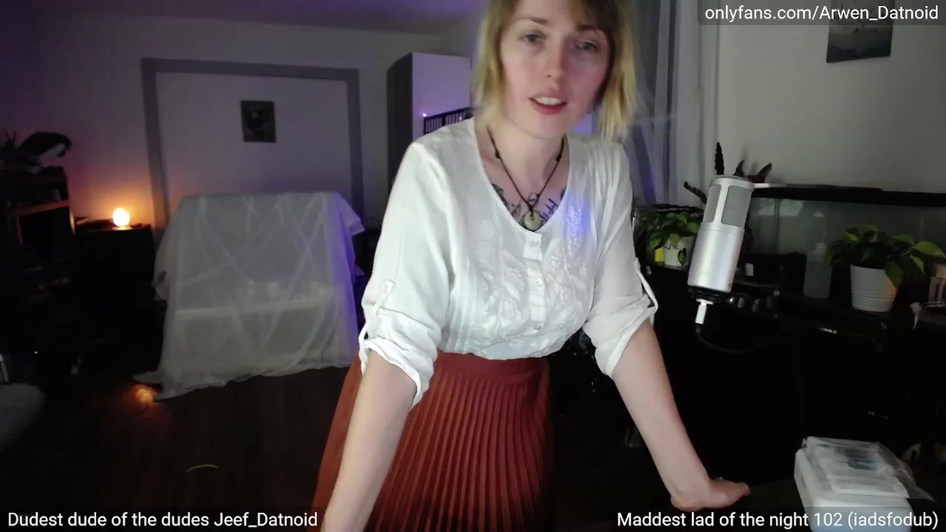 Gallery image thumbnail from Arwen_Datnoid's myfreecams stream on, 07/22/2023, 03:22 image 5 of 20