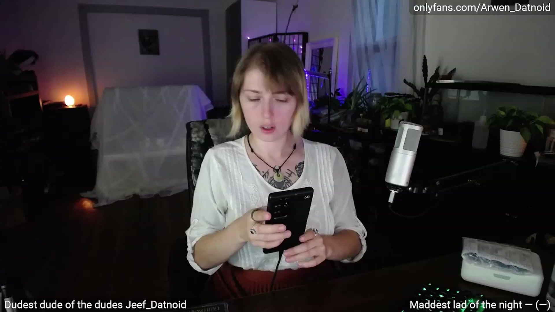 Gallery image thumbnail from Arwen_Datnoid's myfreecams stream on, 07/22/2023, 03:22 image 1 of 20