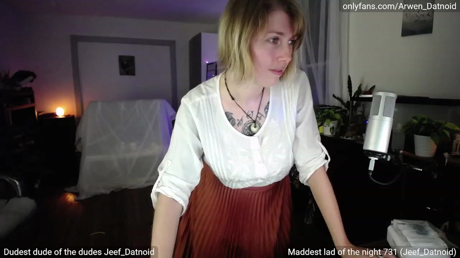 Gallery image thumbnail from Arwen_Datnoid's myfreecams stream on, 07/22/2023, 03:22 image 8 of 20