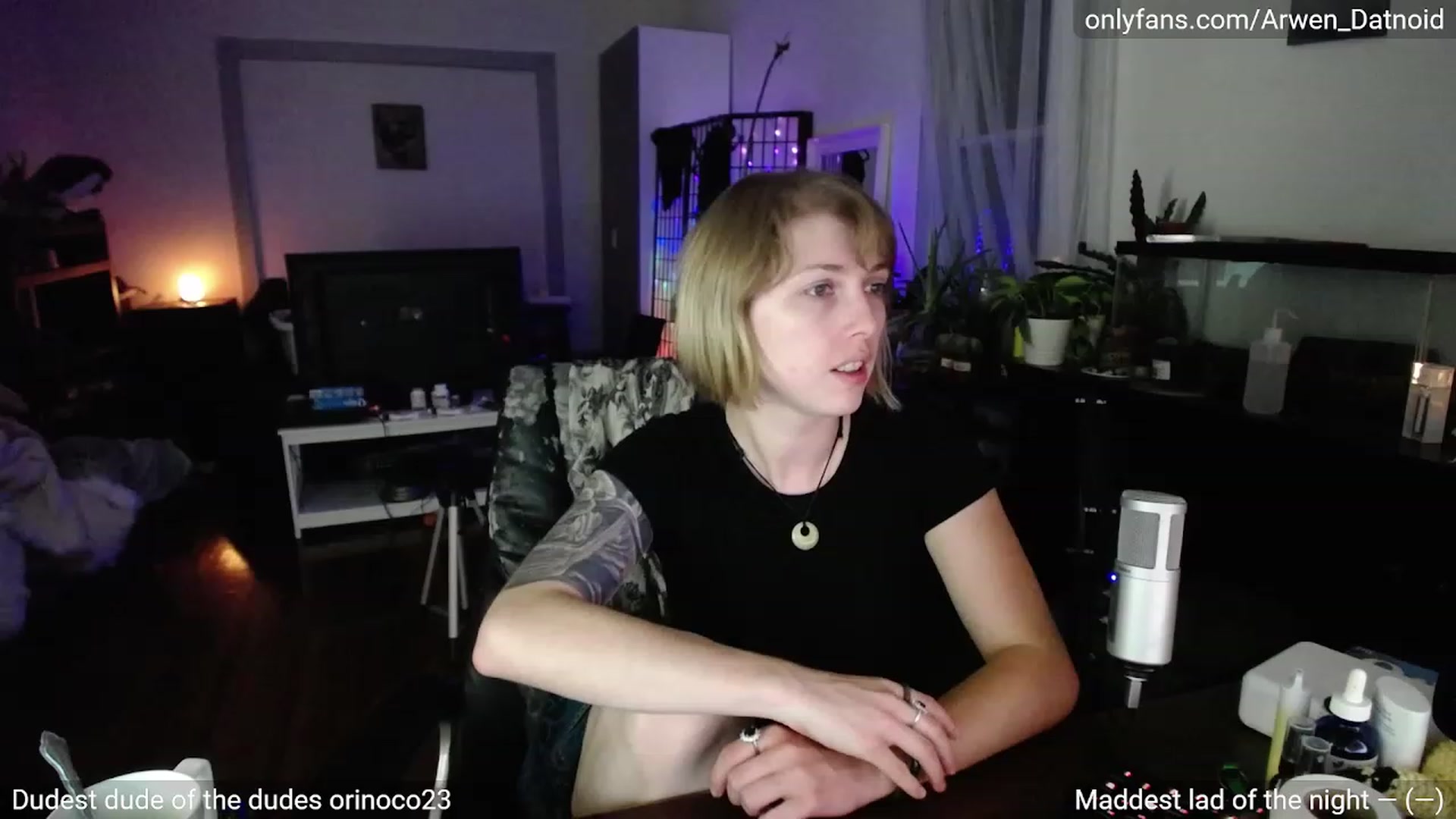 Gallery image thumbnail from Arwen_Datnoid's myfreecams stream on, 07/29/2023, 02:27 image 10 of 20