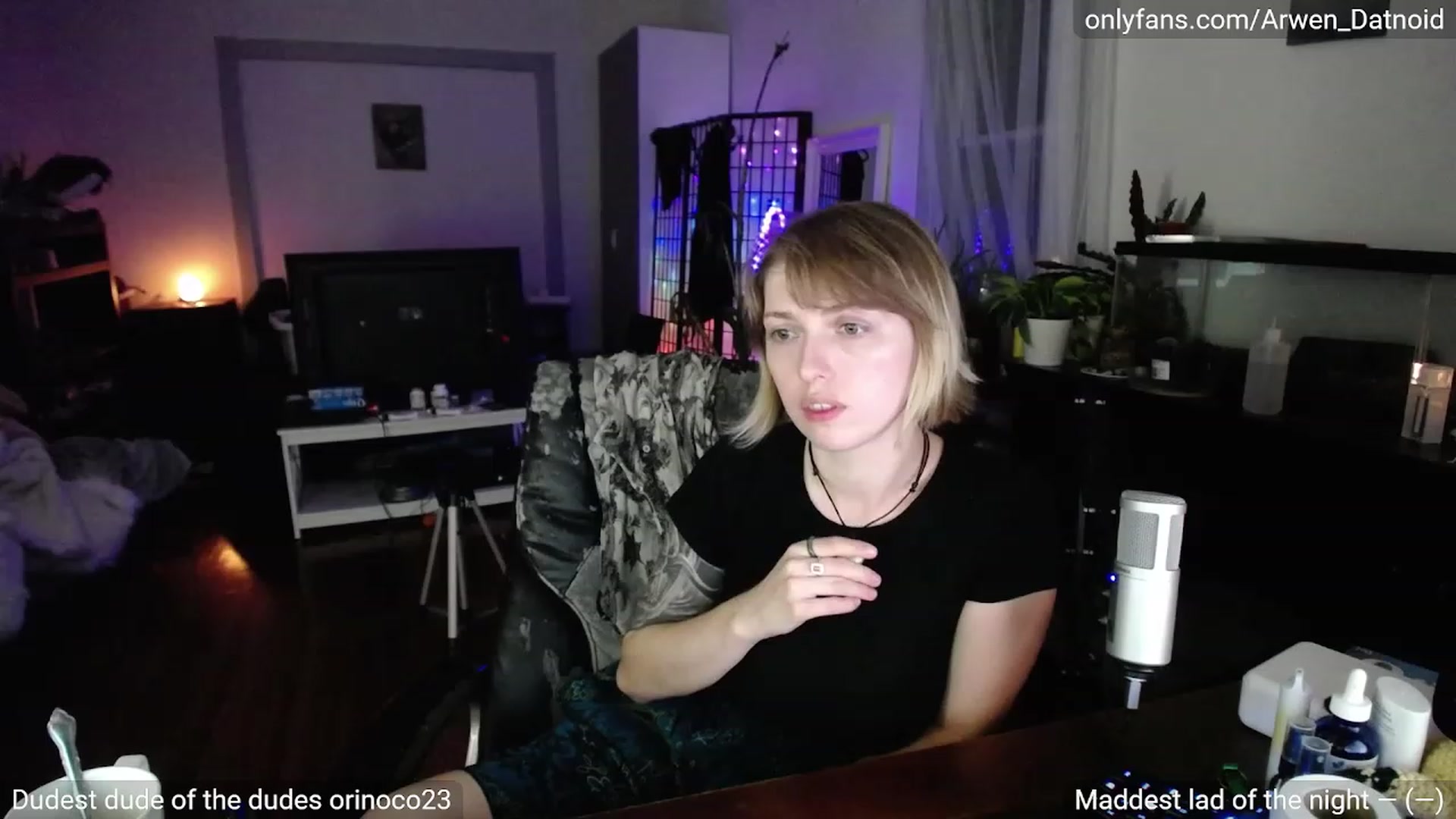 Gallery image thumbnail from Arwen_Datnoid's myfreecams stream on, 07/29/2023, 02:27 image 7 of 20