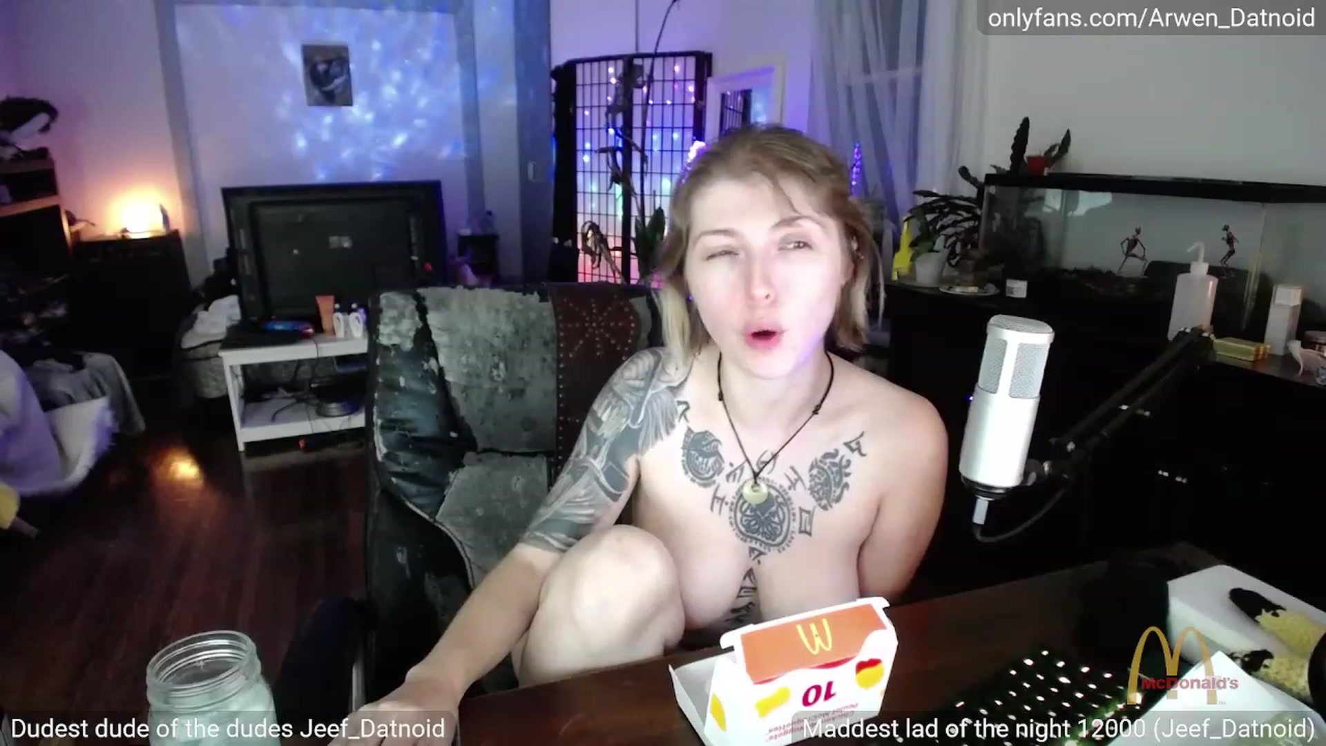 Gallery image thumbnail from Arwen_Datnoid's myfreecams stream on, 08/12/2023, 04:37 image 18 of 20