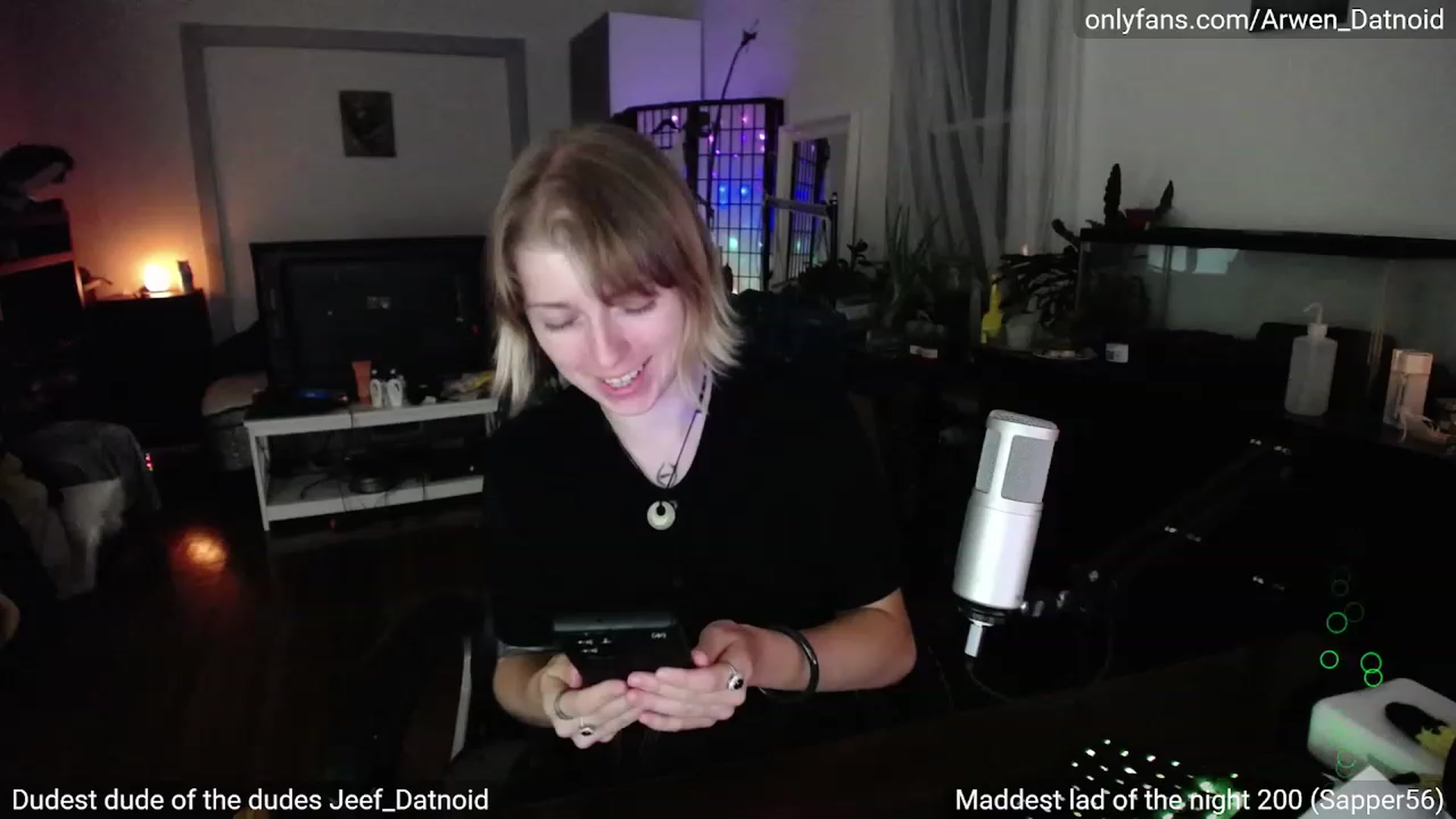 Gallery image thumbnail from Arwen_Datnoid's myfreecams stream on, 08/13/2023, 04:20 image 1 of 20