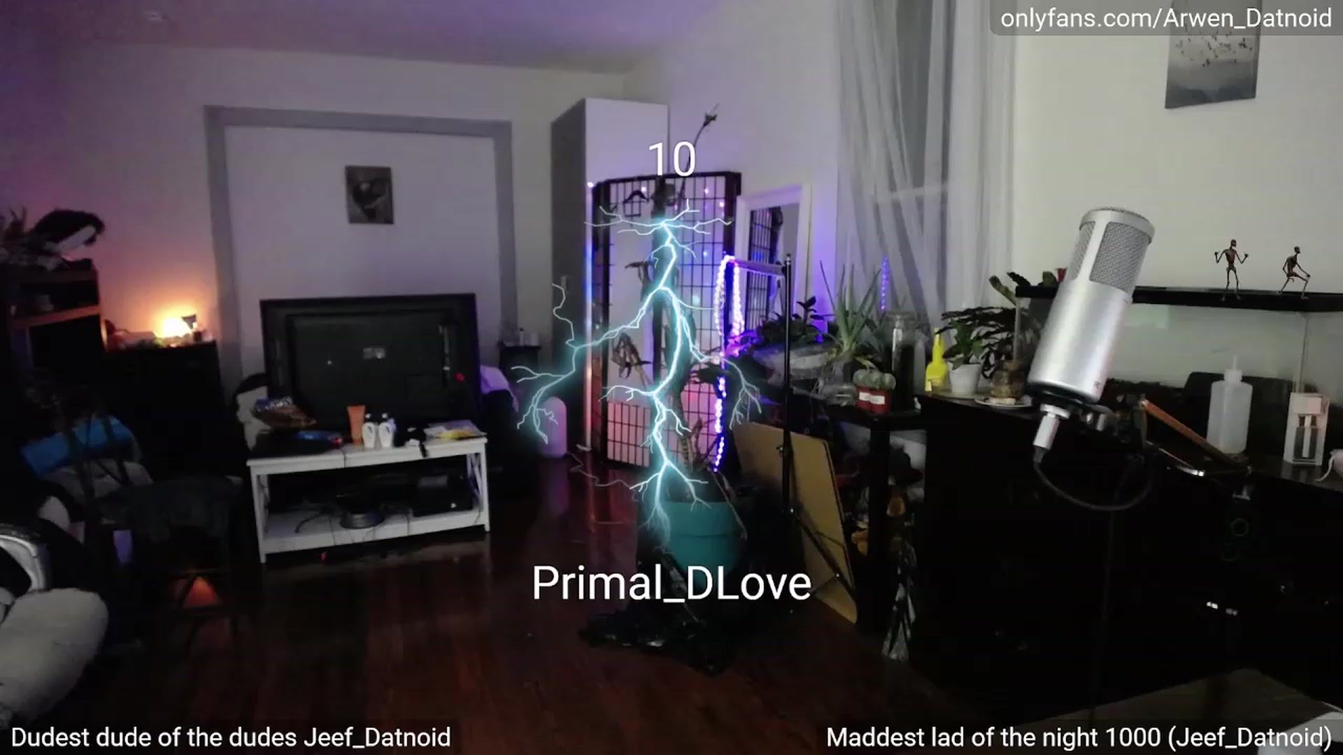 Gallery image thumbnail from Arwen_Datnoid's myfreecams stream on, 08/19/2023, 02:30 image 4 of 20