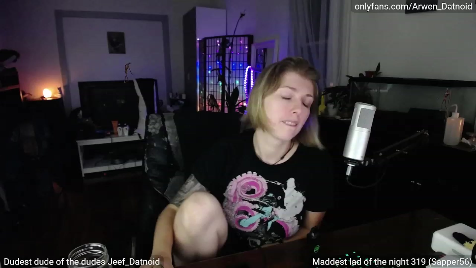 Gallery image thumbnail from Arwen_Datnoid's myfreecams stream on, 08/25/2023, 02:34 image 5 of 20