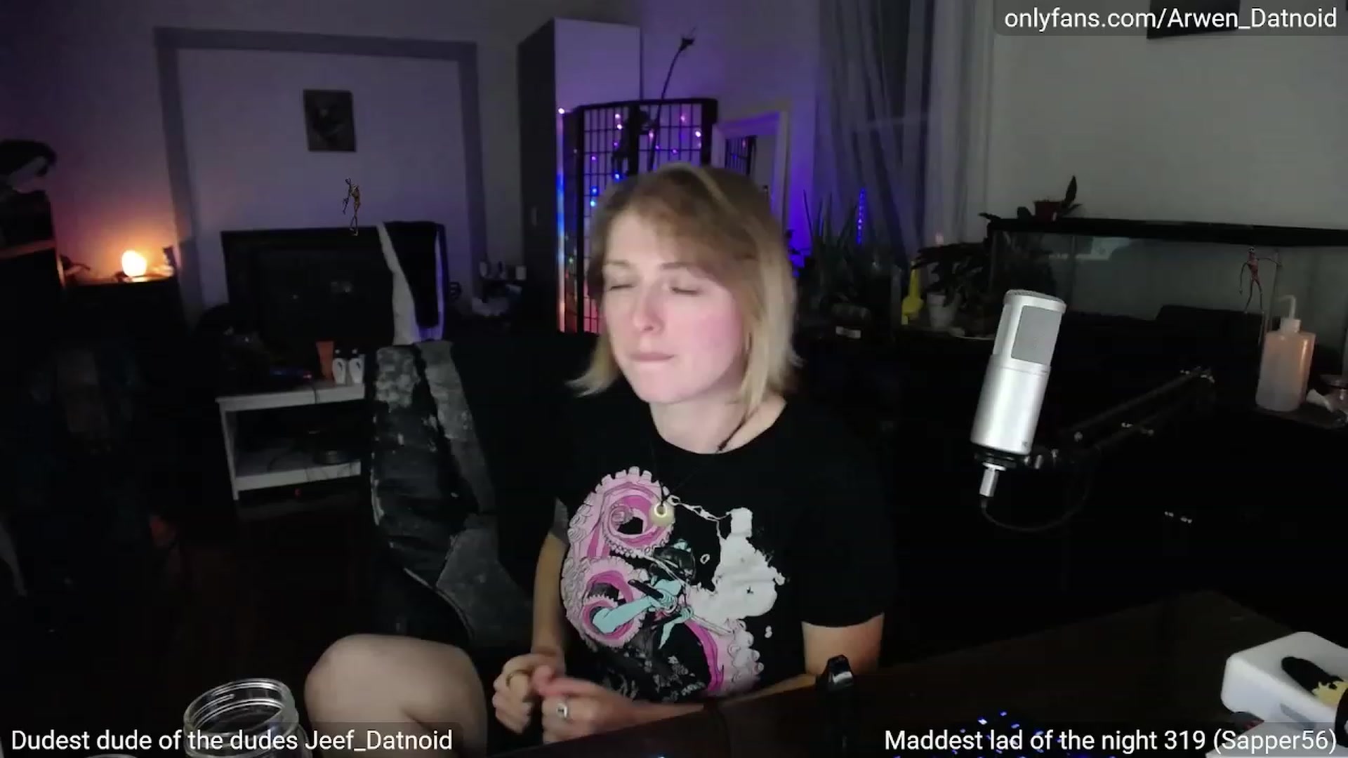 Gallery image thumbnail from Arwen_Datnoid's myfreecams stream on, 08/25/2023, 02:34 image 18 of 20