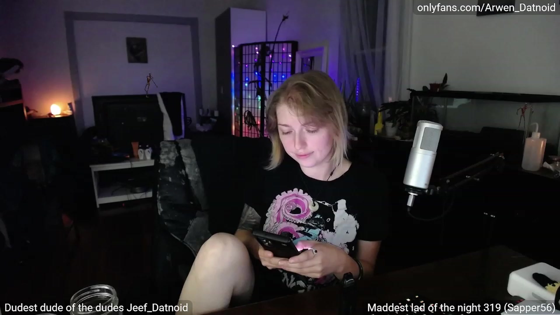 Gallery image thumbnail from Arwen_Datnoid's myfreecams stream on, 08/25/2023, 02:34 image 14 of 20
