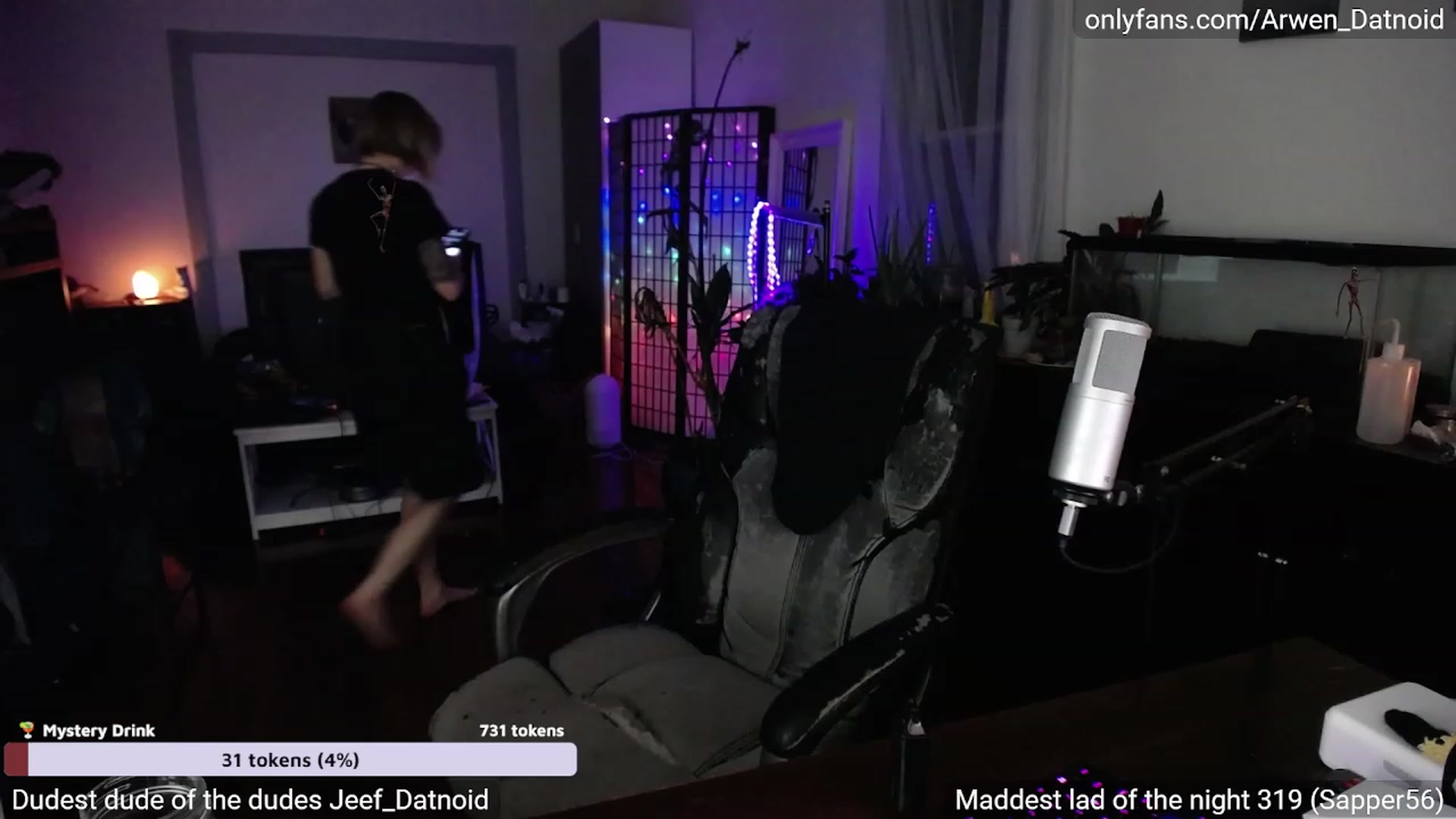Gallery image thumbnail from Arwen_Datnoid's myfreecams stream on, 08/25/2023, 04:13 image 2 of 20