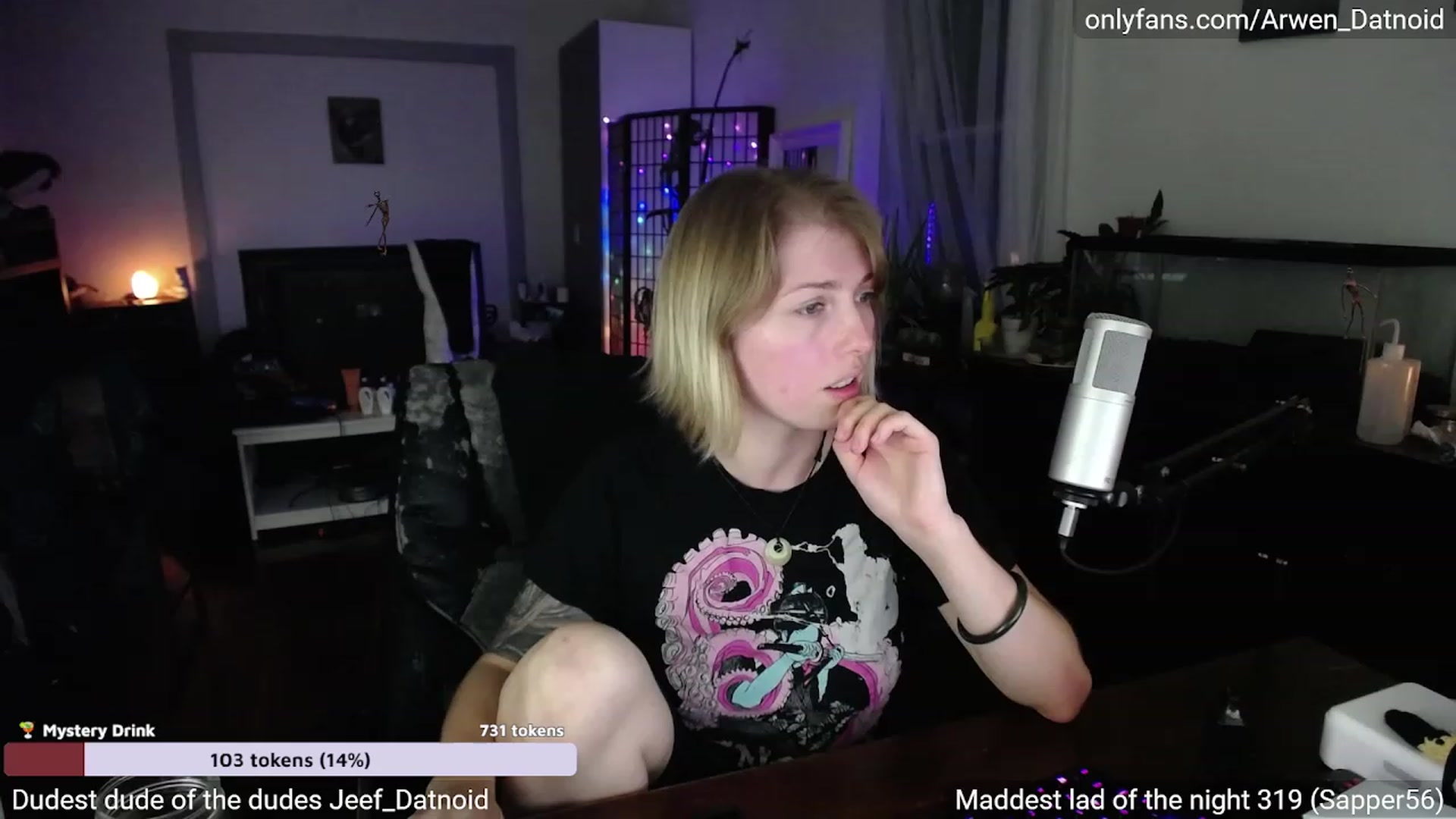 Gallery image thumbnail from Arwen_Datnoid's myfreecams stream on, 08/25/2023, 04:13 image 4 of 20
