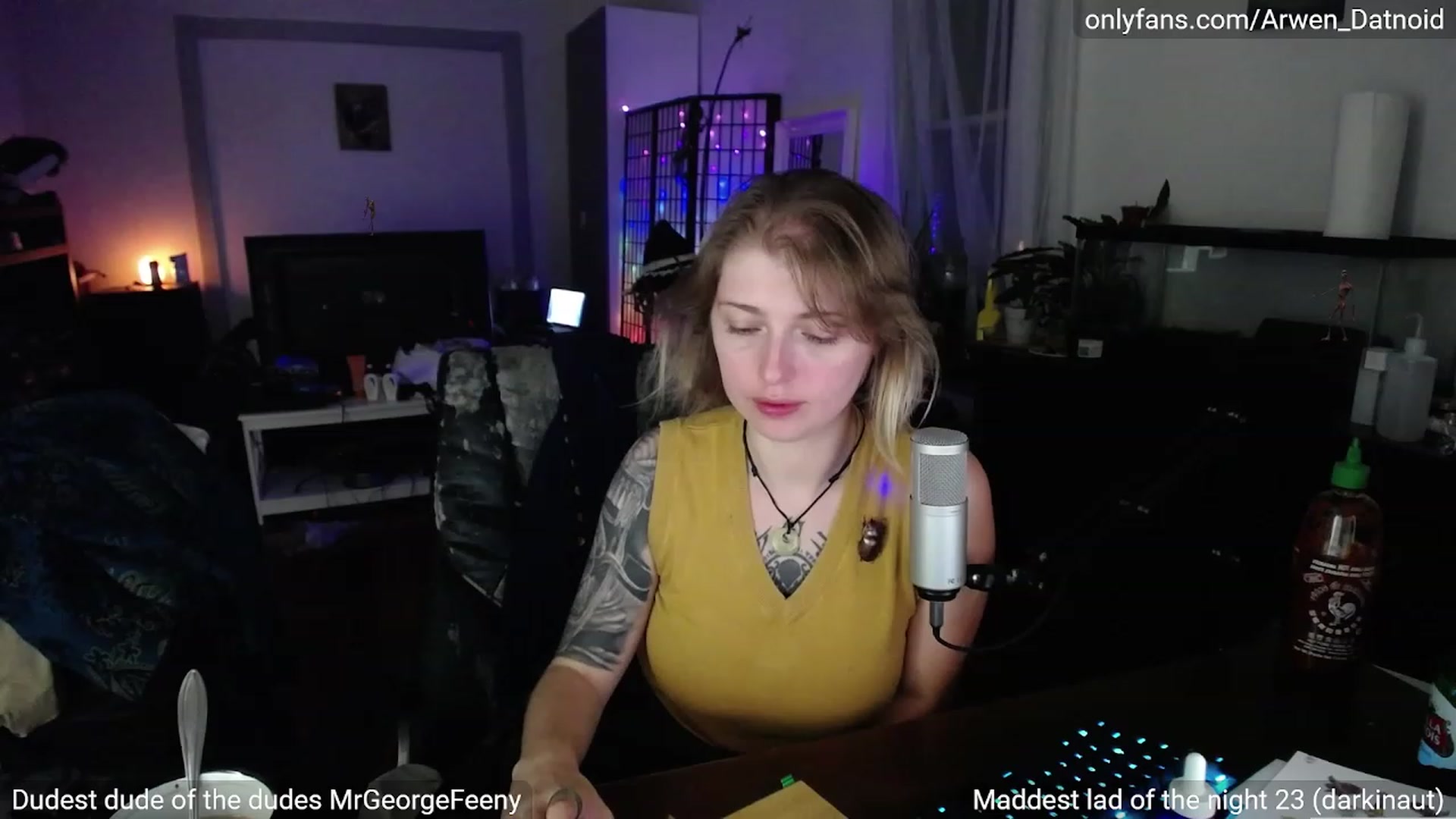 Gallery image thumbnail from Arwen_Datnoid's myfreecams stream on, 09/11/2023, 04:14 image 2 of 20