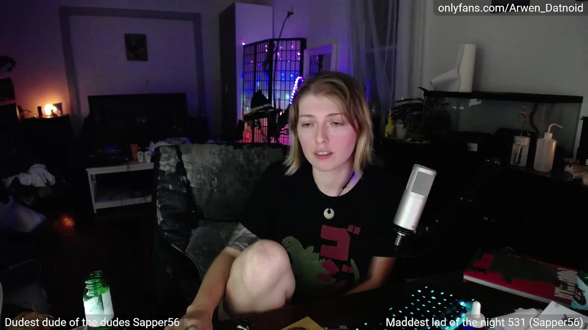 Gallery image thumbnail from Arwen_Datnoid's myfreecams stream on, 09/15/2023, 04:34 image 14 of 20