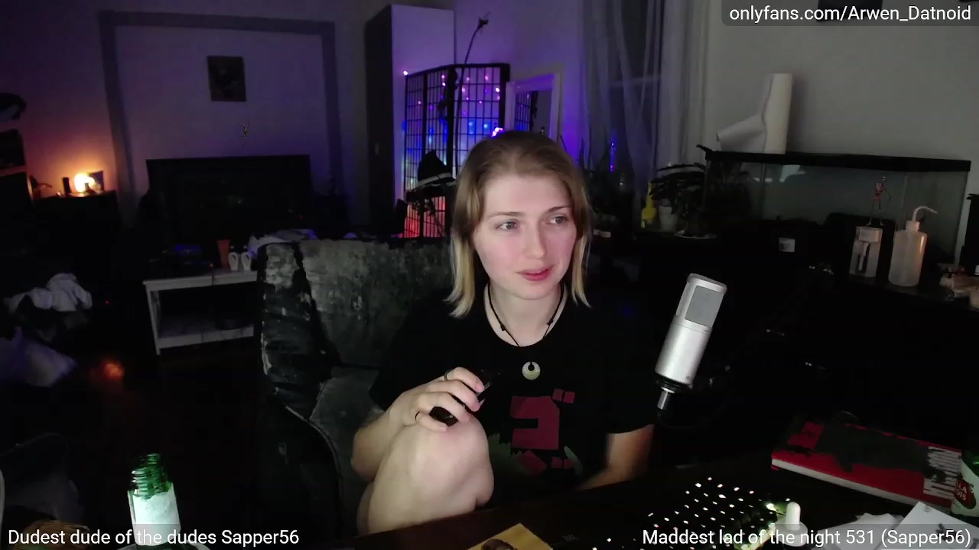 Gallery image thumbnail from Arwen_Datnoid's myfreecams stream on, 09/15/2023, 04:34 image 9 of 20