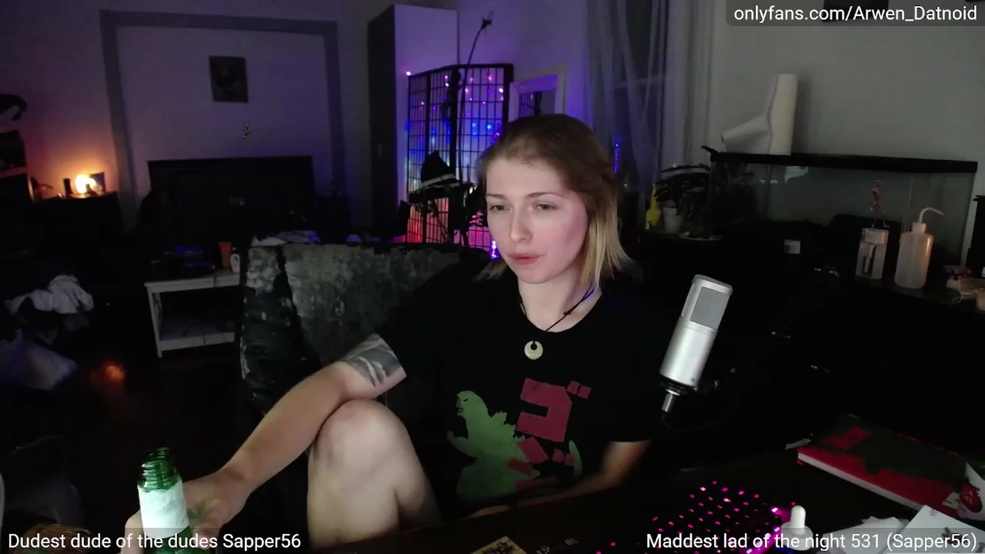 Gallery image thumbnail from Arwen_Datnoid's myfreecams stream on, 09/15/2023, 04:34 image 2 of 20