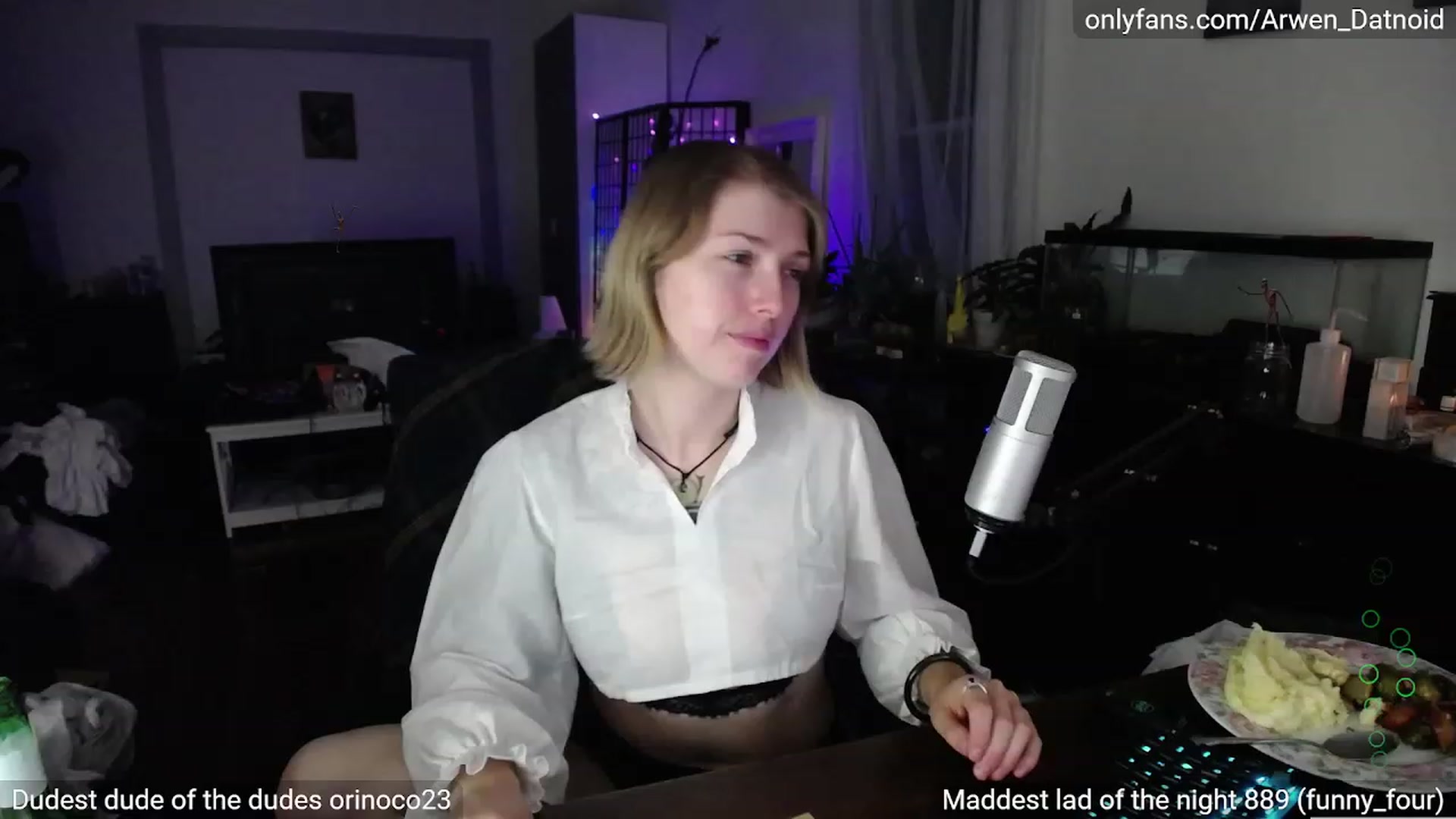 Gallery image thumbnail from Arwen_Datnoid's myfreecams stream on, 09/23/2023, 01:38 image 8 of 20