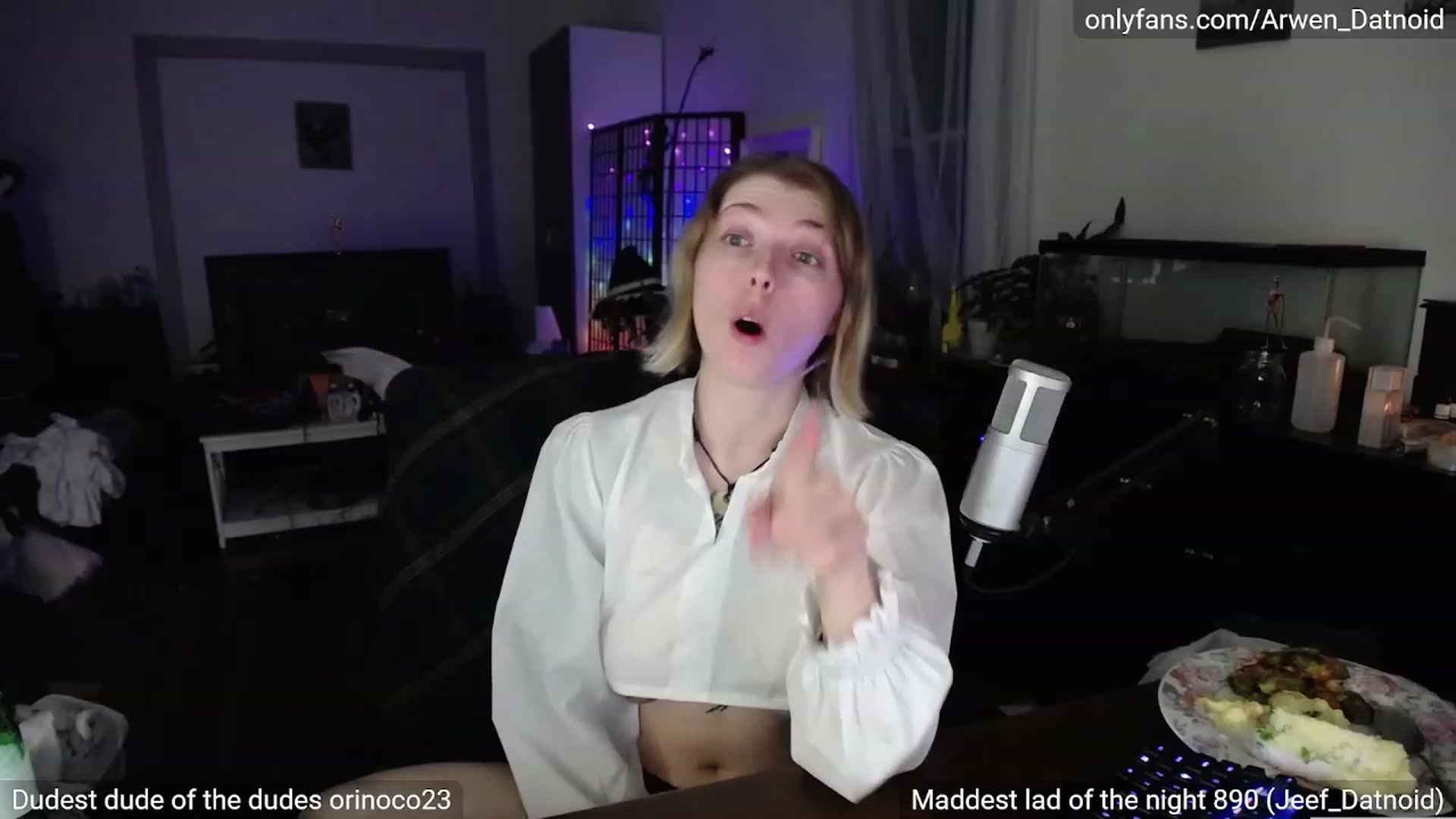 Gallery image thumbnail from Arwen_Datnoid's myfreecams stream on, 09/23/2023, 02:06 image 17 of 20