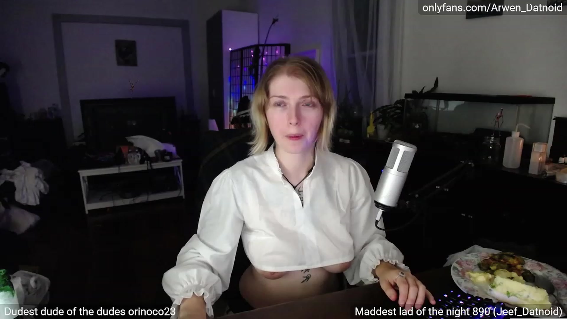 Gallery image thumbnail from Arwen_Datnoid's myfreecams stream on, 09/23/2023, 02:06 image 14 of 20