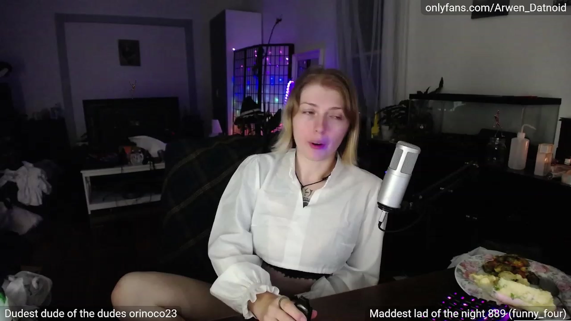 Gallery image thumbnail from Arwen_Datnoid's myfreecams stream on, 09/23/2023, 02:06 image 1 of 20
