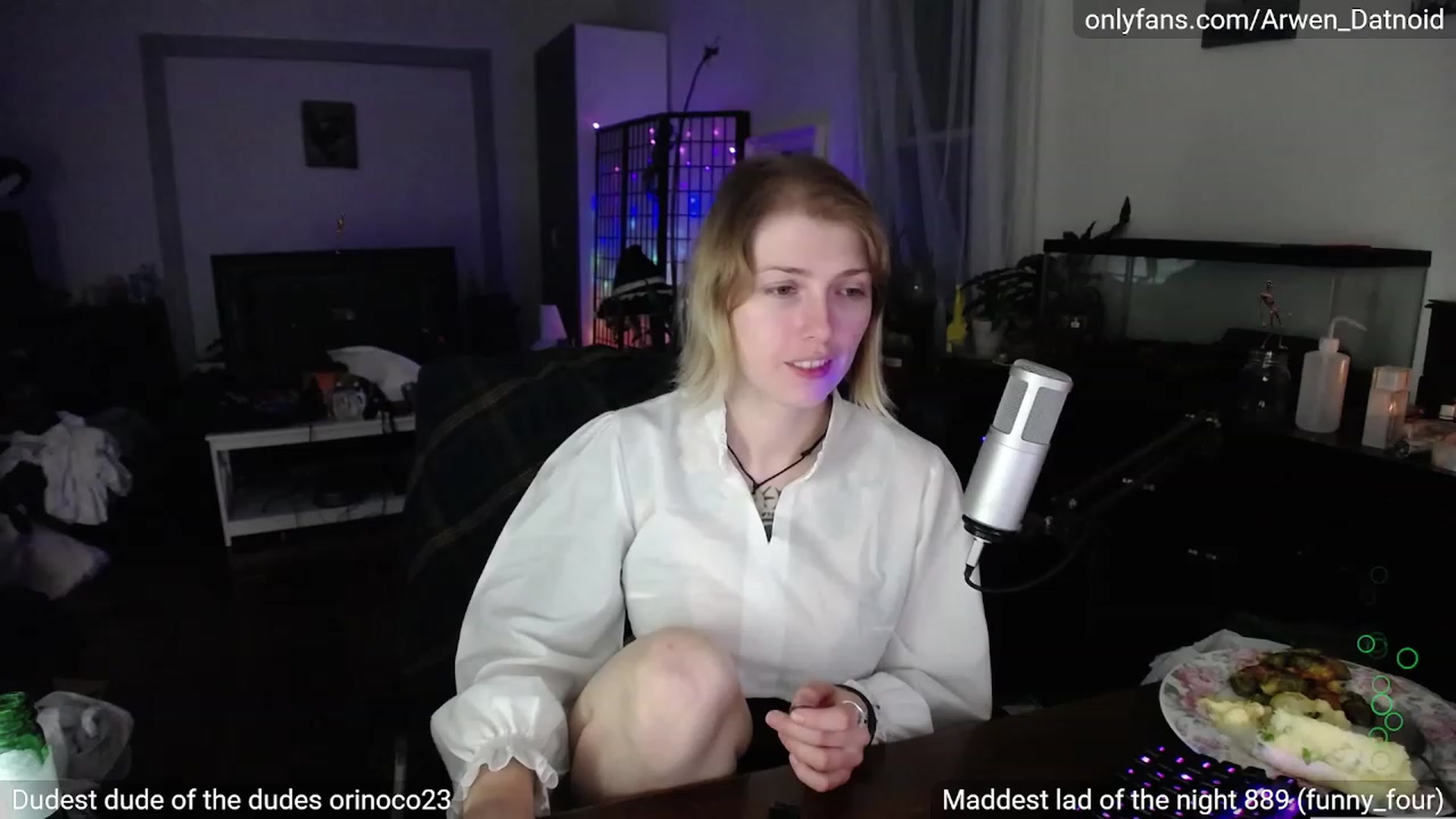 Gallery image thumbnail from Arwen_Datnoid's myfreecams stream on, 09/23/2023, 02:06 image 6 of 20