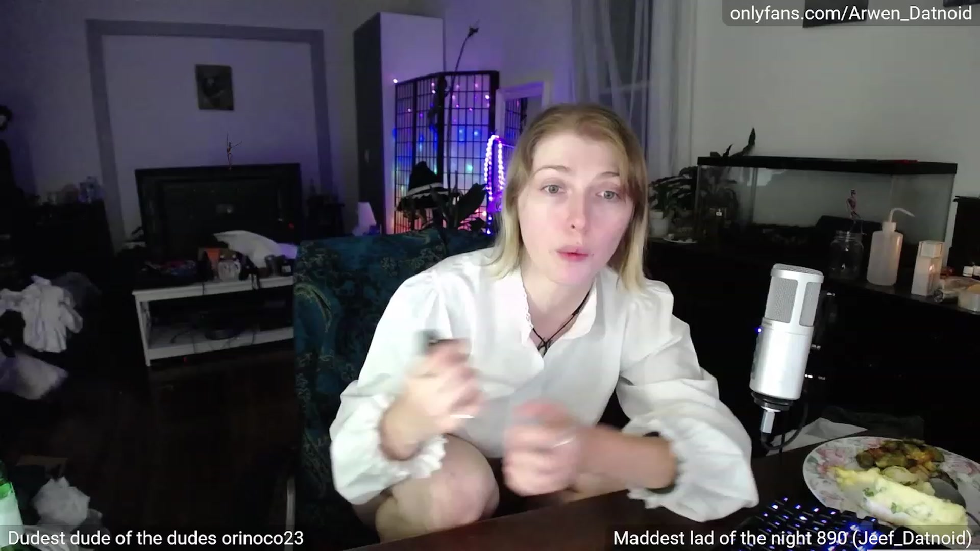 Gallery image thumbnail from Arwen_Datnoid's myfreecams stream on, 09/23/2023, 06:38 image 11 of 20