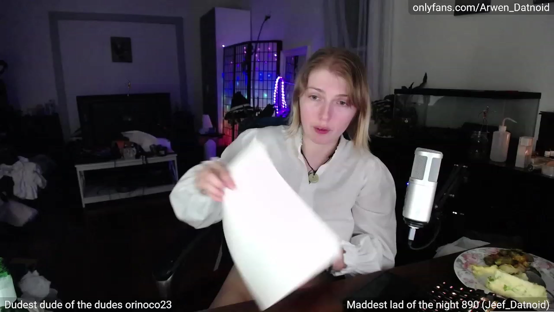 Gallery image thumbnail from Arwen_Datnoid's myfreecams stream on, 09/23/2023, 06:38 image 6 of 20