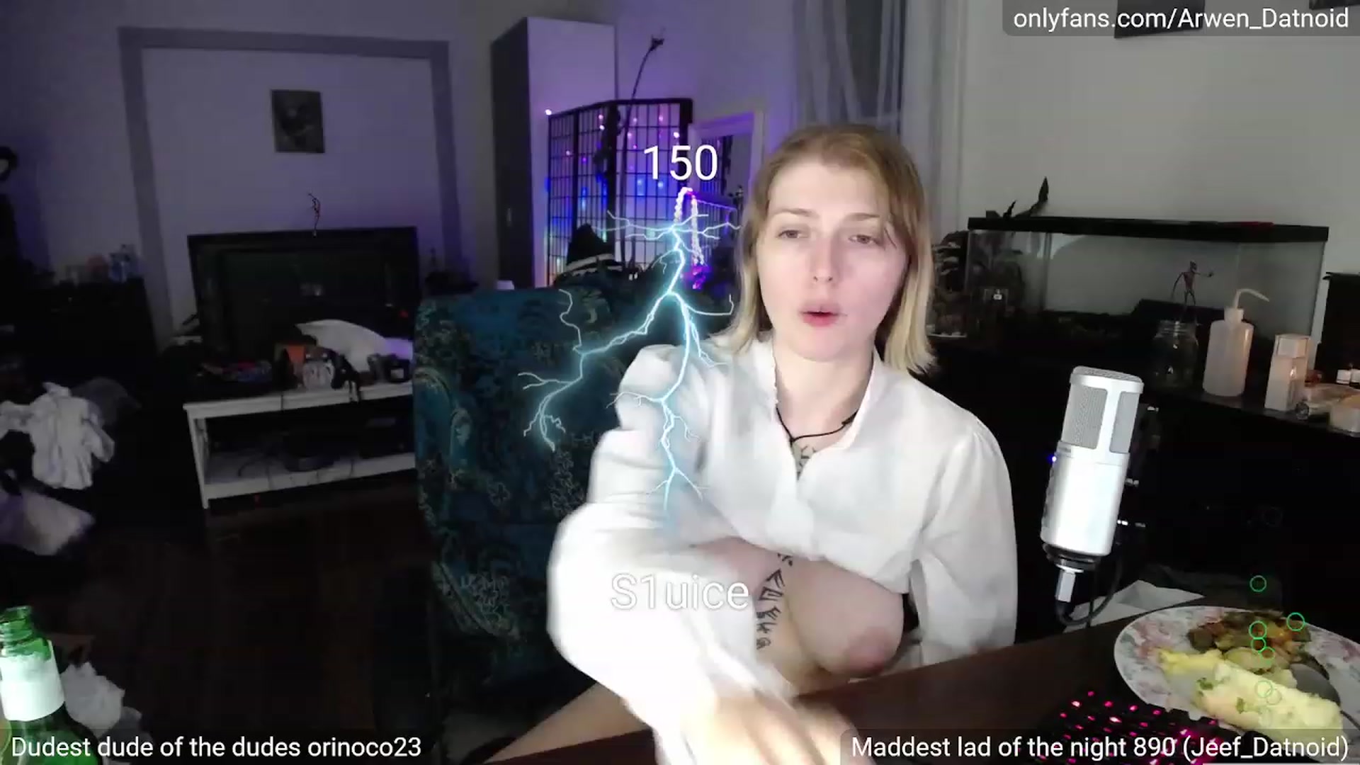 Gallery image thumbnail from Arwen_Datnoid's myfreecams stream on, 09/23/2023, 06:38 image 17 of 20