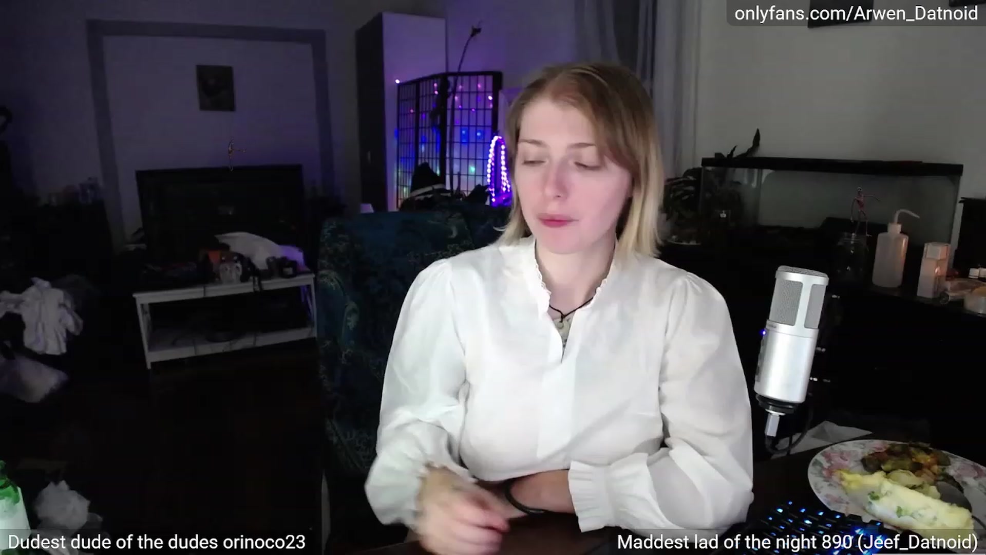Gallery image thumbnail from Arwen_Datnoid's myfreecams stream on, 09/23/2023, 06:38 image 15 of 20