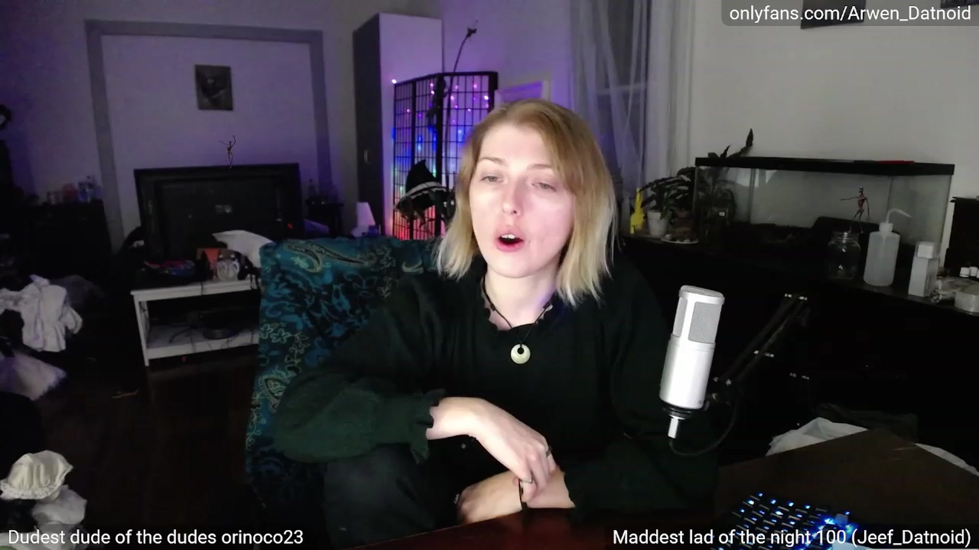 Gallery image thumbnail from Arwen_Datnoid's myfreecams stream on, 09/24/2023, 02:08 image 15 of 20