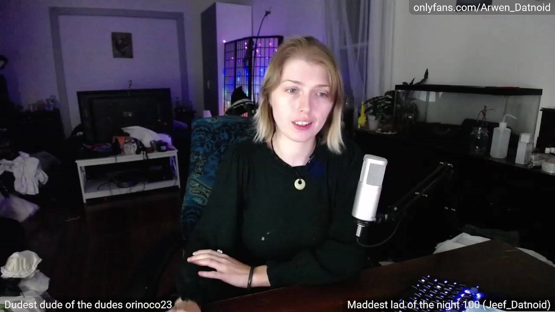 Gallery image thumbnail from Arwen_Datnoid's myfreecams stream on, 09/24/2023, 02:08 image 9 of 20