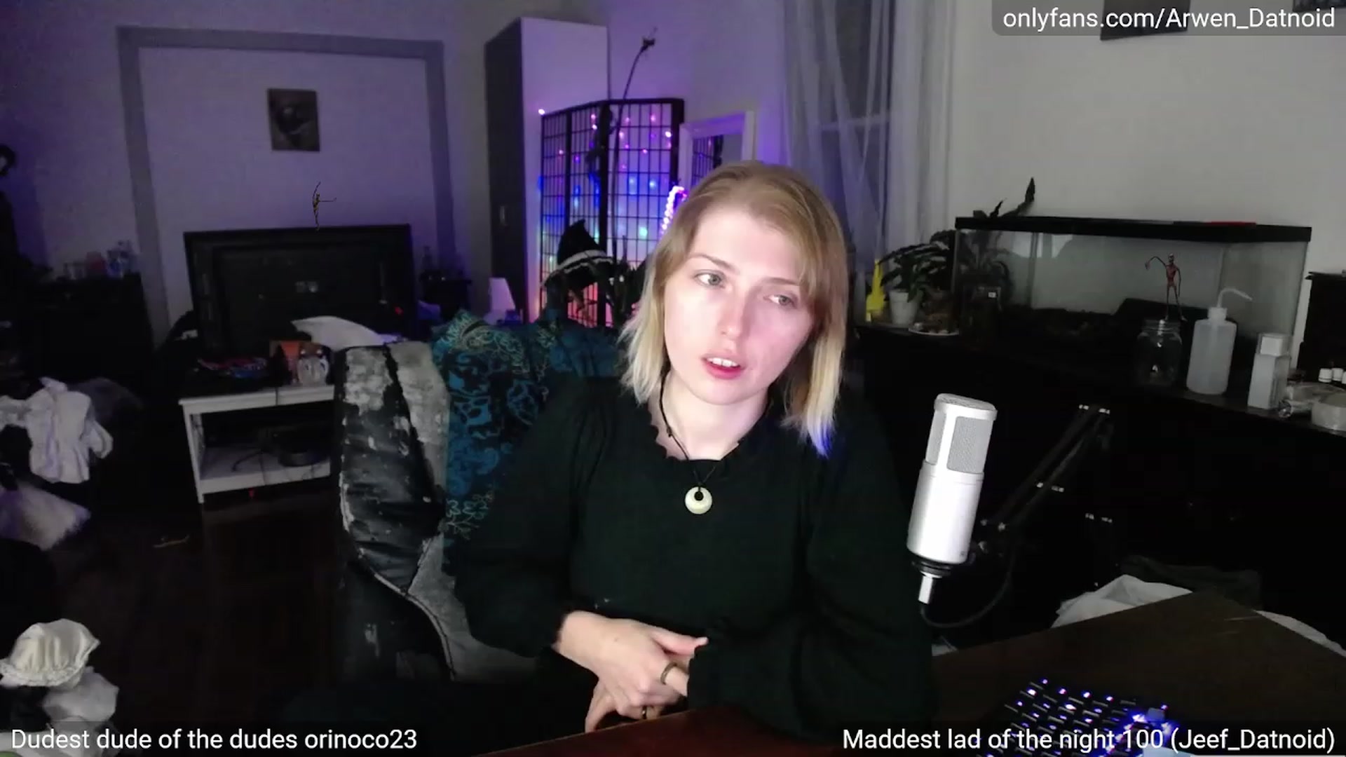 Gallery image thumbnail from Arwen_Datnoid's myfreecams stream on, 09/24/2023, 03:34 image 2 of 20