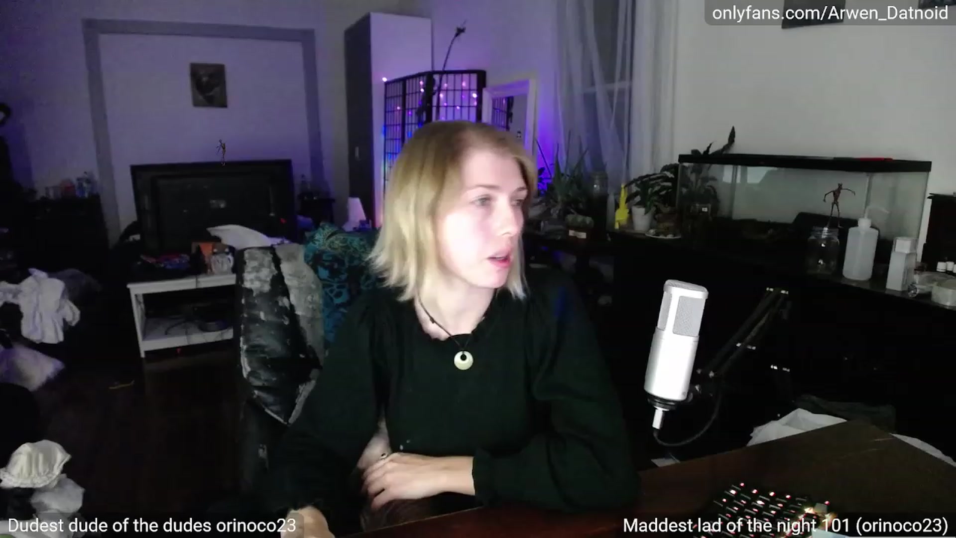 Gallery image thumbnail from Arwen_Datnoid's myfreecams stream on, 09/24/2023, 03:34 image 4 of 20
