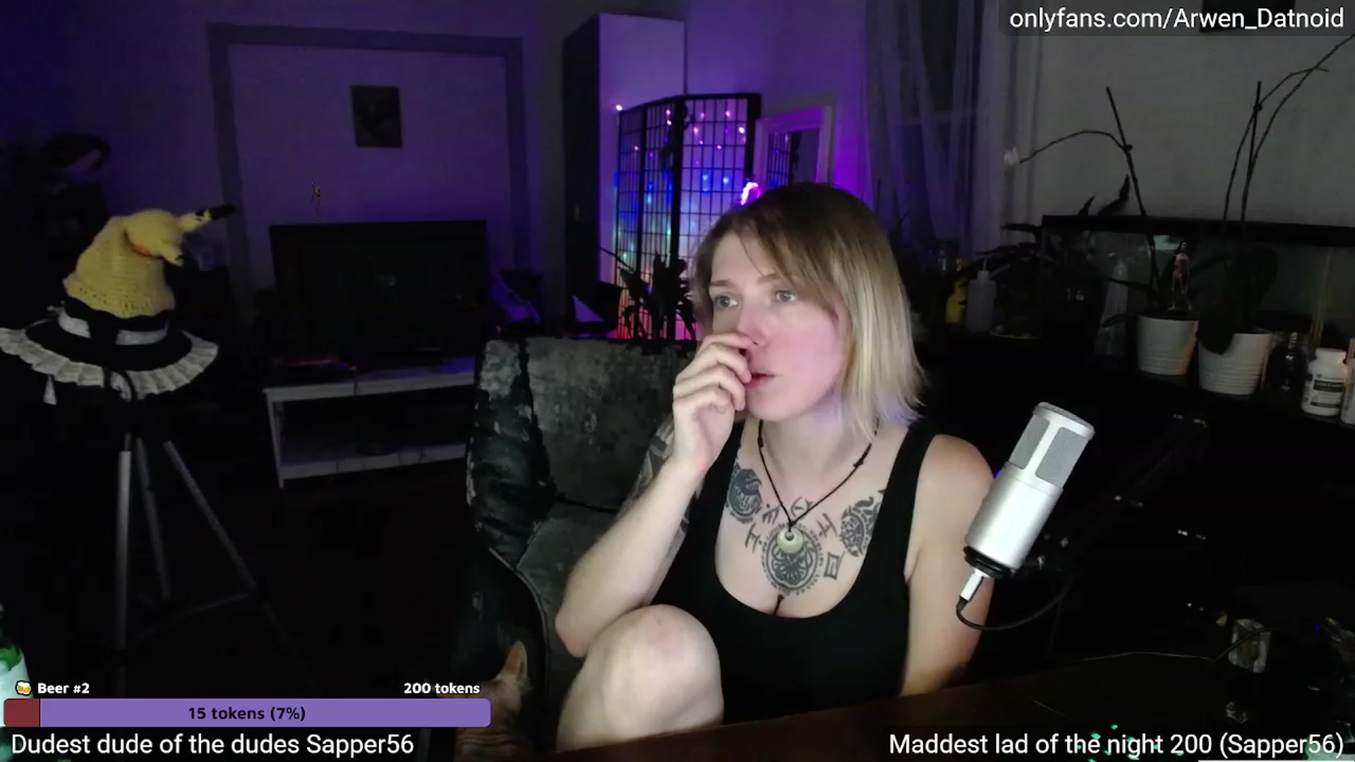 Gallery image thumbnail from Arwen_Datnoid's myfreecams stream on, 10/07/2023, 03:21 image 8 of 20