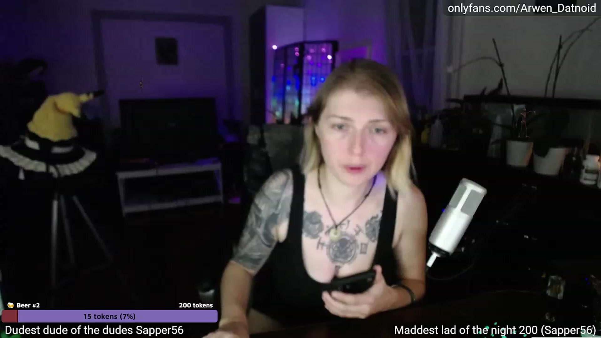 Gallery image thumbnail from Arwen_Datnoid's myfreecams stream on, 10/07/2023, 03:21 image 2 of 20