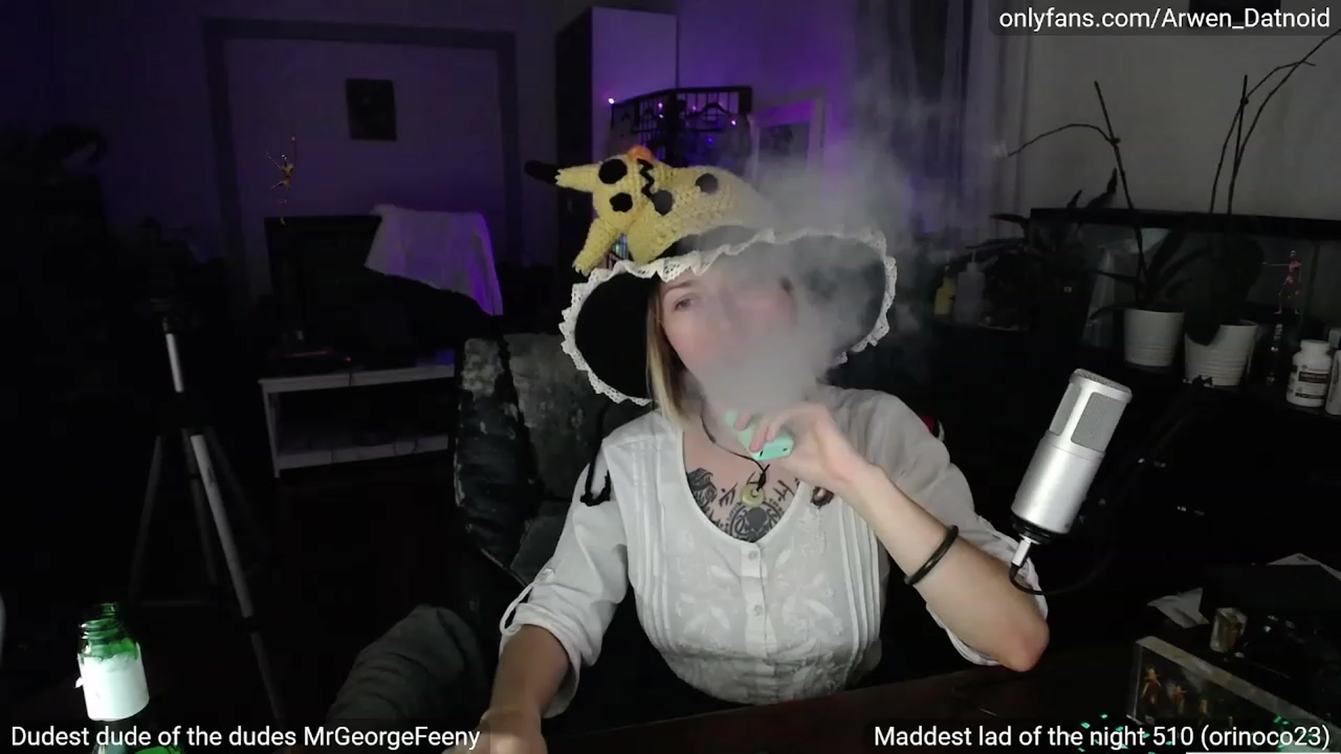 Gallery image thumbnail from Arwen_Datnoid's myfreecams stream on, 10/08/2023, 04:06 image 4 of 20