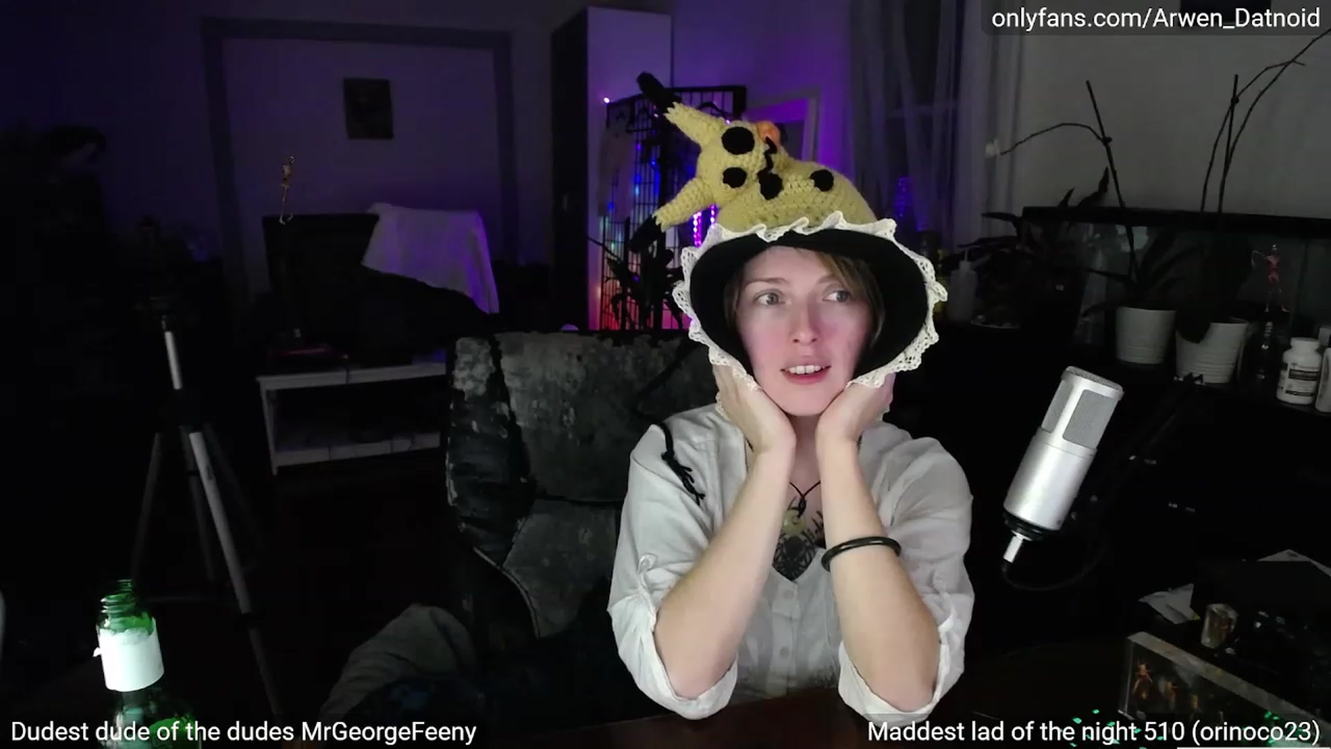 Gallery image thumbnail from Arwen_Datnoid's myfreecams stream on, 10/08/2023, 04:06 image 2 of 20
