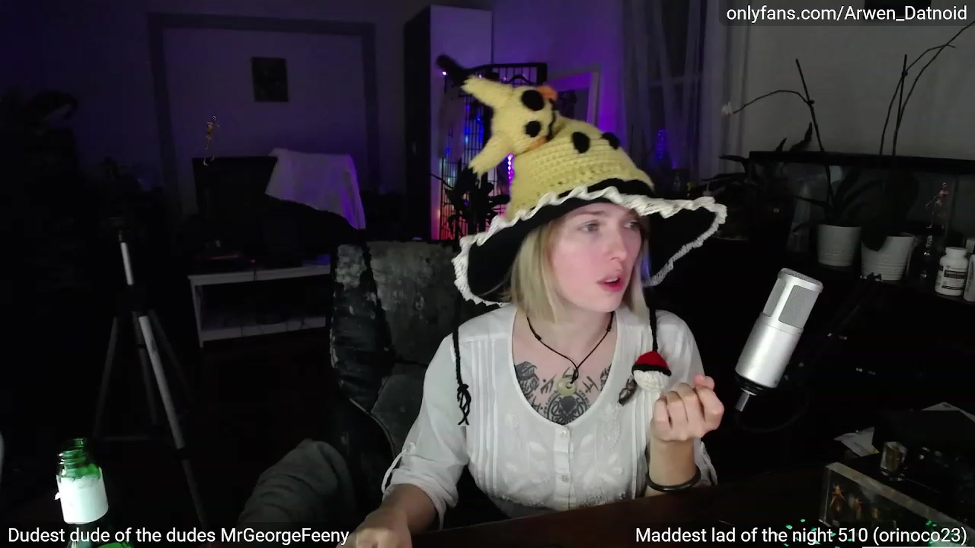Gallery image thumbnail from Arwen_Datnoid's myfreecams stream on, 10/08/2023, 04:06 image 5 of 20