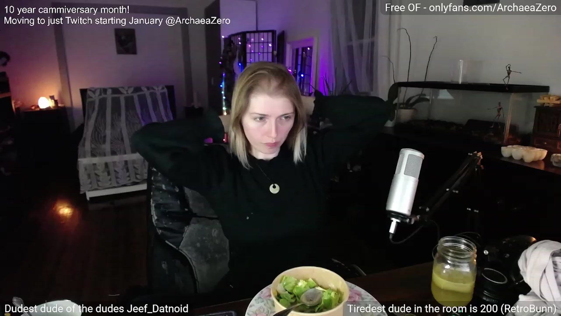 Gallery image thumbnail from Arwen_Datnoid's myfreecams stream on, 12/16/2023, 04:00 image 8 of 20